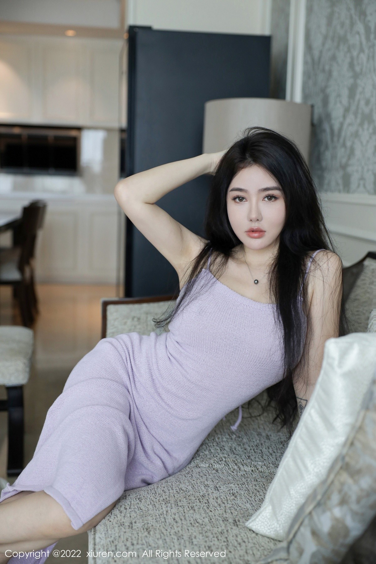 xgyw.top_XiuRen第5336期_女神Manuela玛鲁娜三亚旅拍淡紫色吊带裙秀浑圆翘臀诱惑写真77P