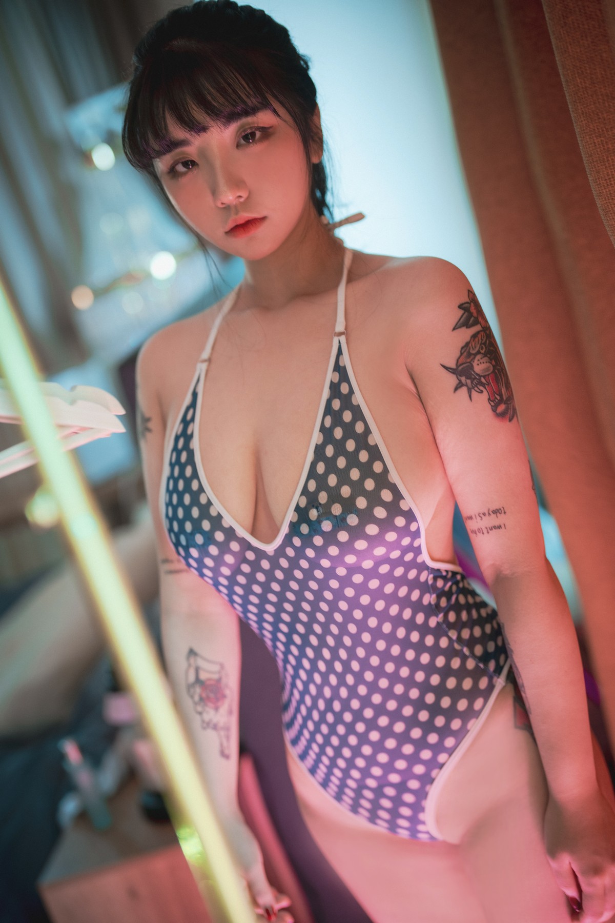 xgyw.top_[DJAWA]No.153_模特Echi_Staycation主题性感三点式内衣 高叉连体衣秀豪乳诱惑写真88P