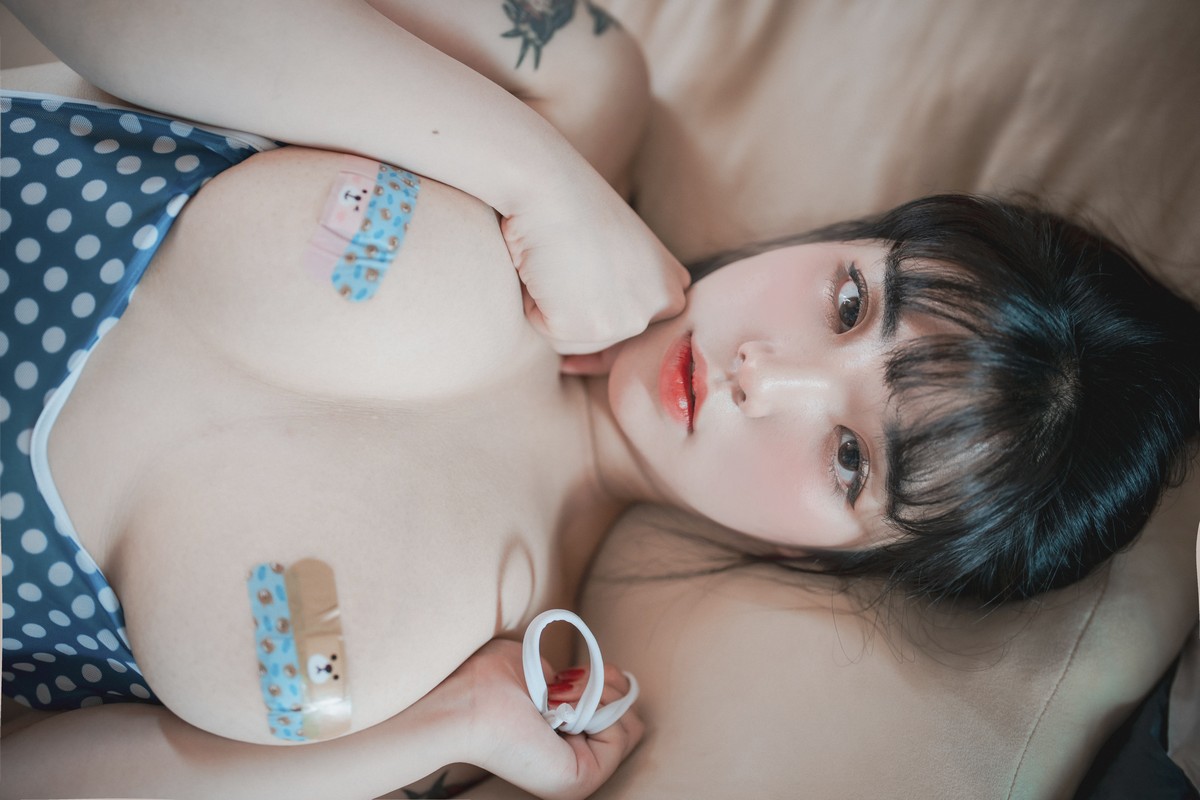 xgyw.top_[DJAWA]No.153_模特Echi_Staycation主题性感三点式内衣 高叉连体衣秀豪乳诱惑写真88P