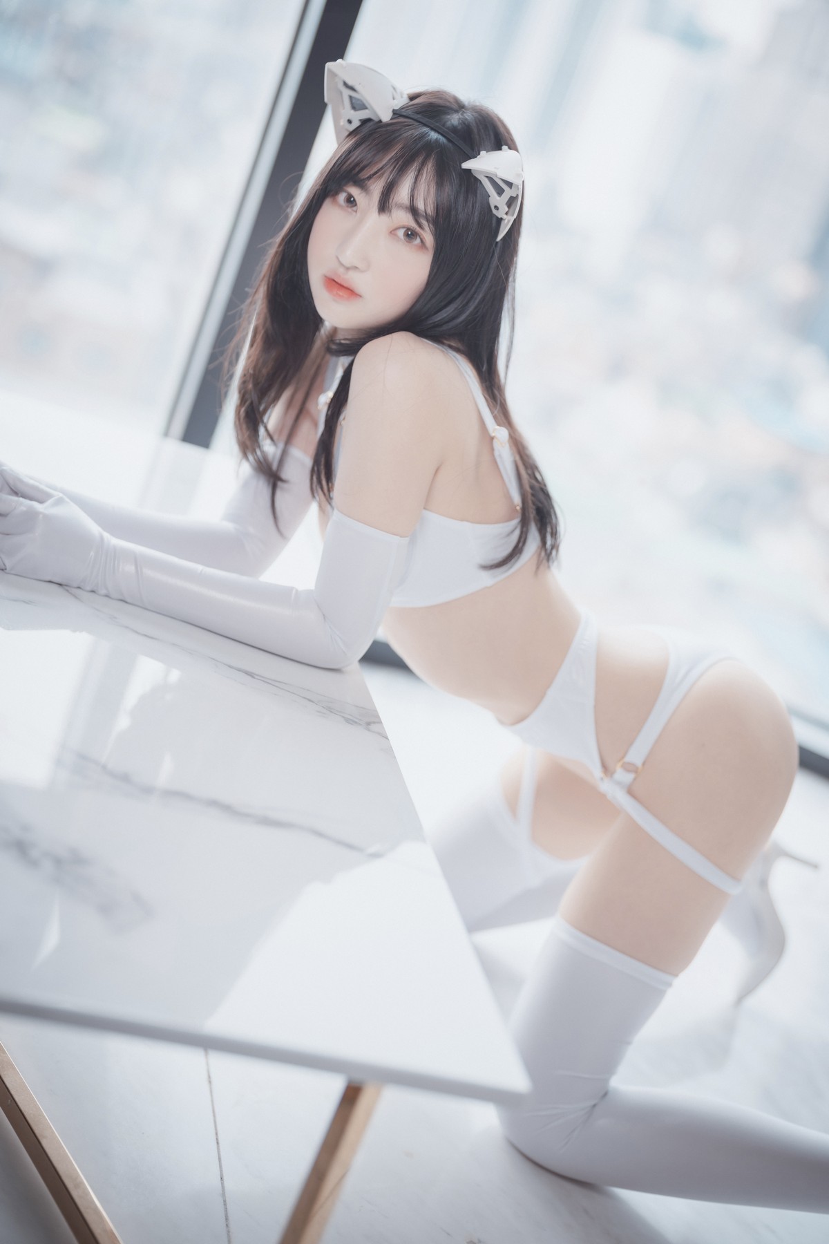 xgyw.top_[DJAWA]No.152_模特Hanari_Snow Cat主题私房床上性感白色内衣配白丝袜诱惑写真119P