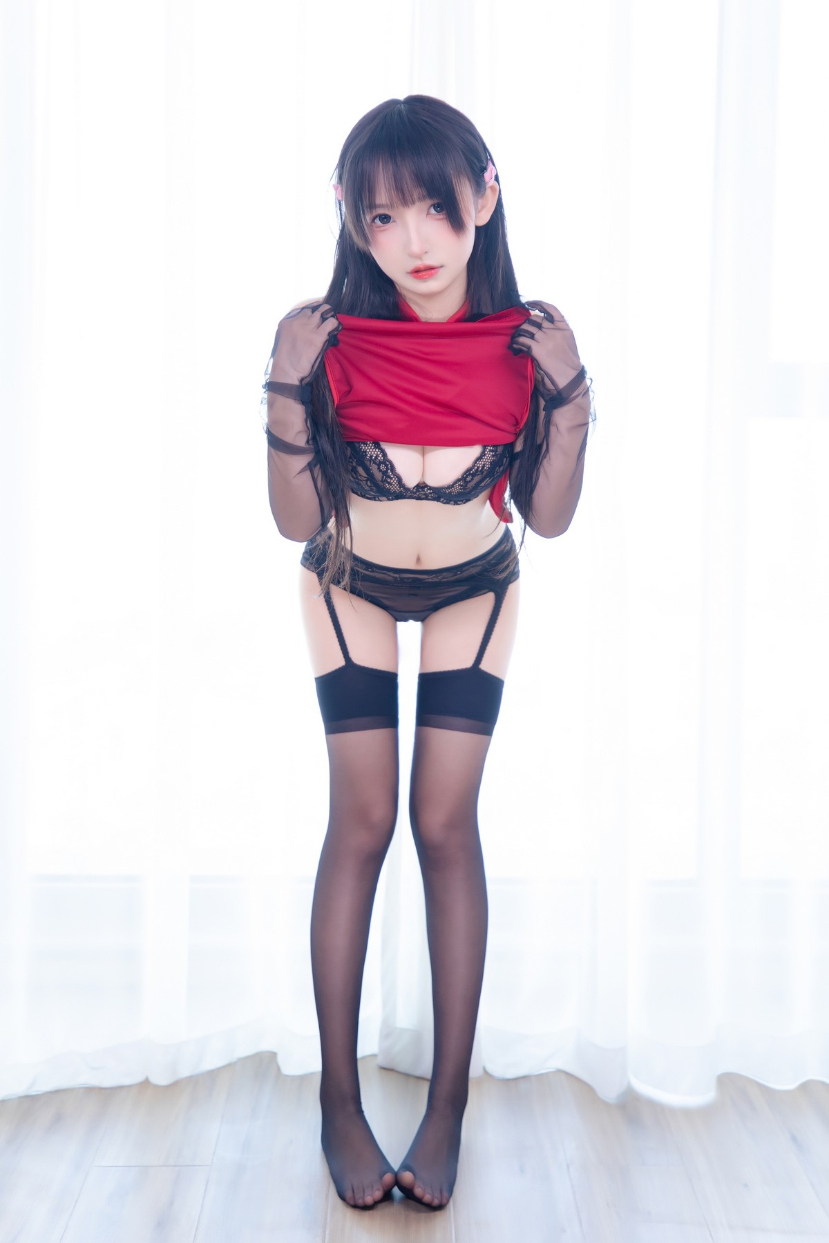 xgyw.top_萝莉美女神楽坂真冬甜蜜皮鞭主题私房性感红色旗袍配黑丝吊袜极致魅惑写真75P