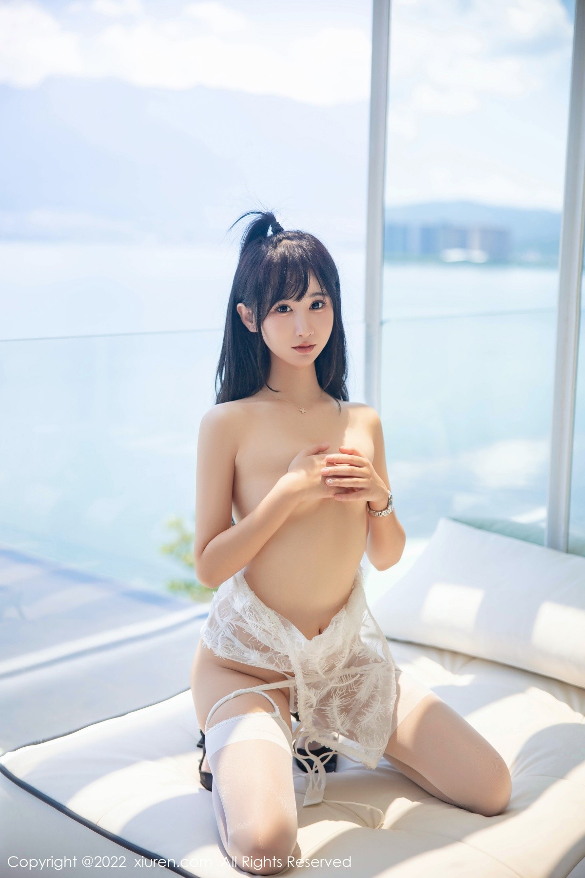 xgyw.top_[XiuRen秀人网]No.5344_女神小果冻儿大理旅拍白色轻透服饰配白丝吊袜完美诱惑写真104P