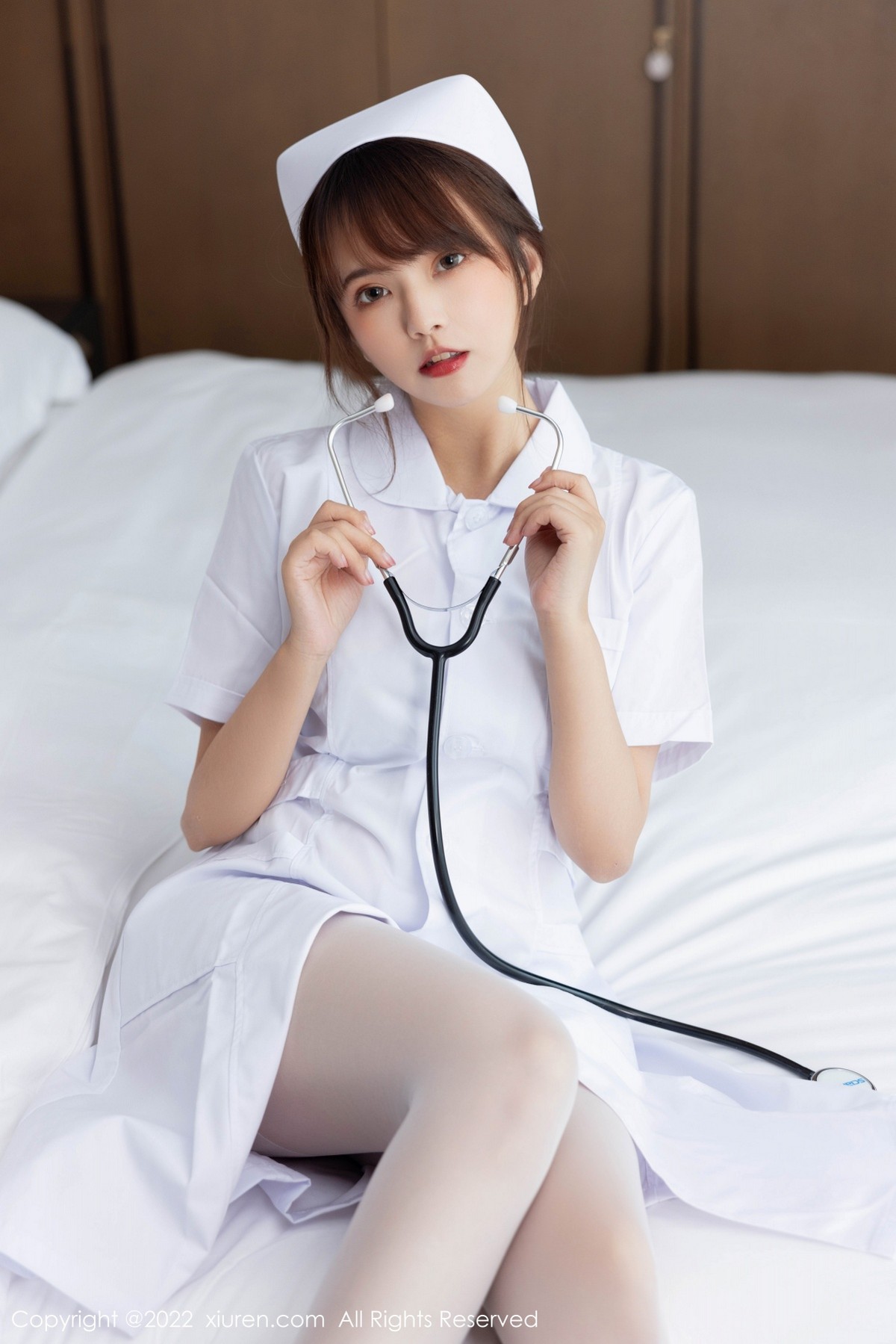 xgyw.top_[XiuRen秀人网]No.5353_模特张思允Nice性感白色护士服饰配超薄无内肉丝惹火诱惑写真60P