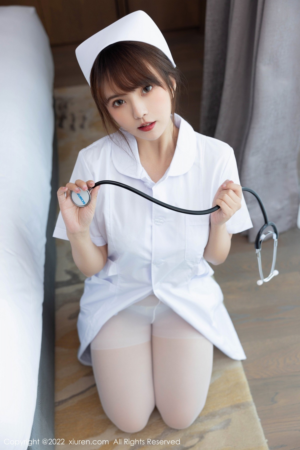 xgyw.top_[XiuRen秀人网]No.5353_模特张思允Nice性感白色护士服饰配超薄无内肉丝惹火诱惑写真60P