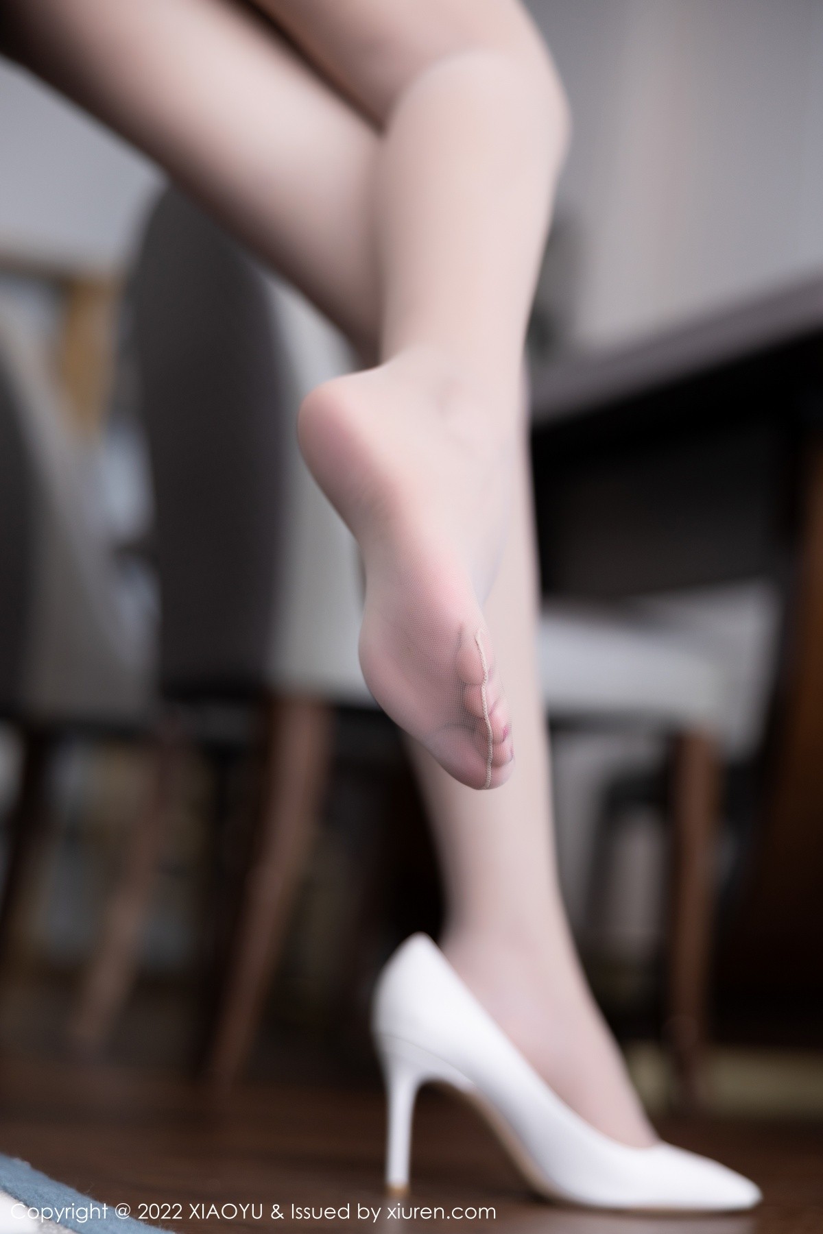 xgyw.top_[XiaoYu画语界]Vol.830_女神王馨瑶yanni时尚丽人装半脱露蕾丝内衣配超薄肉丝诱惑写真91P