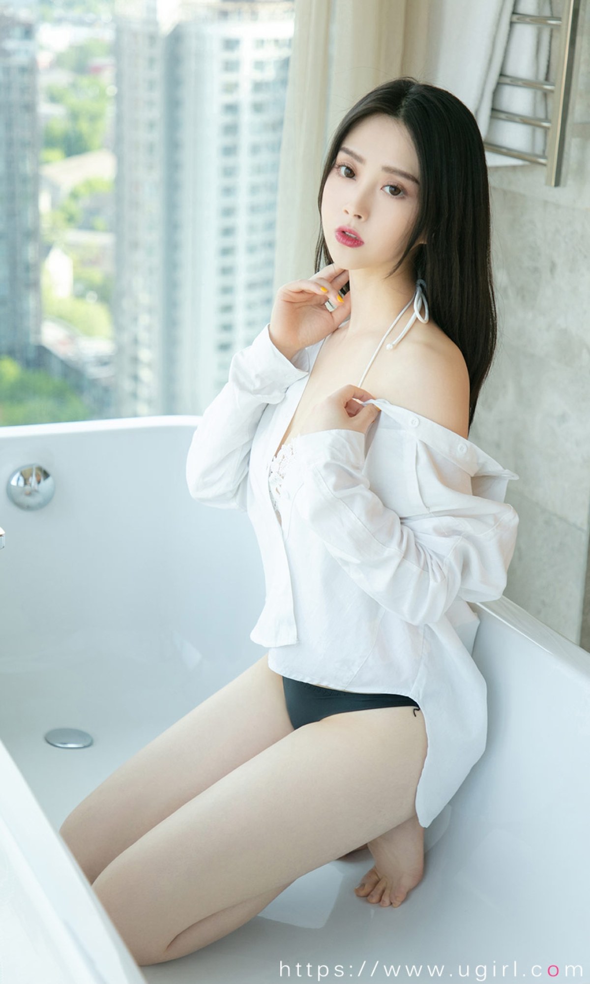xgyw.top_[Ugirls爱尤物]No.2378_模特惠惠子私房性感白衬衣 多套服饰秀完美身材诱惑写真35P