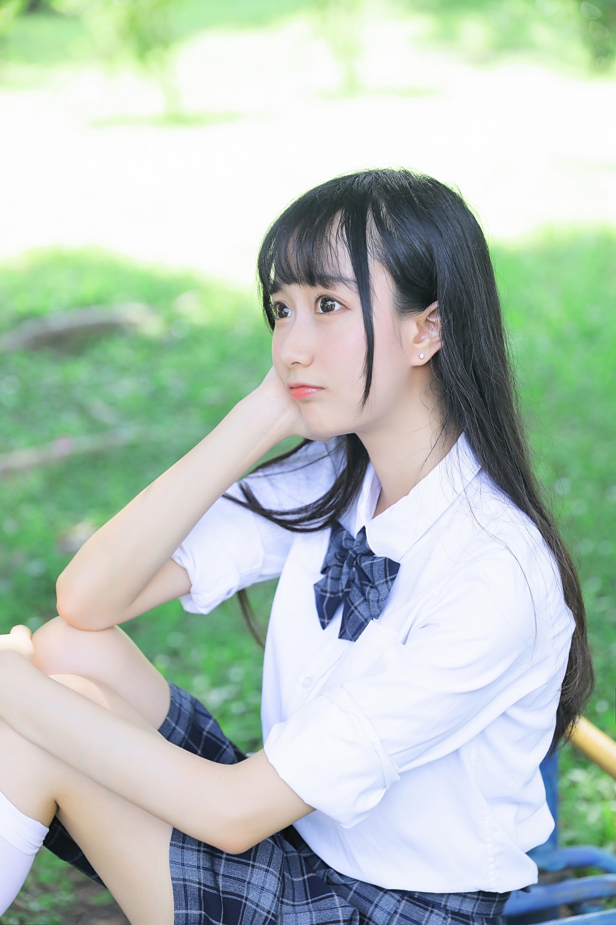 xgyw.top_萌系小姐姐木绵绵OwO上体育课啦主题户外性感学妹JK 体育课运动服迷人写真59P