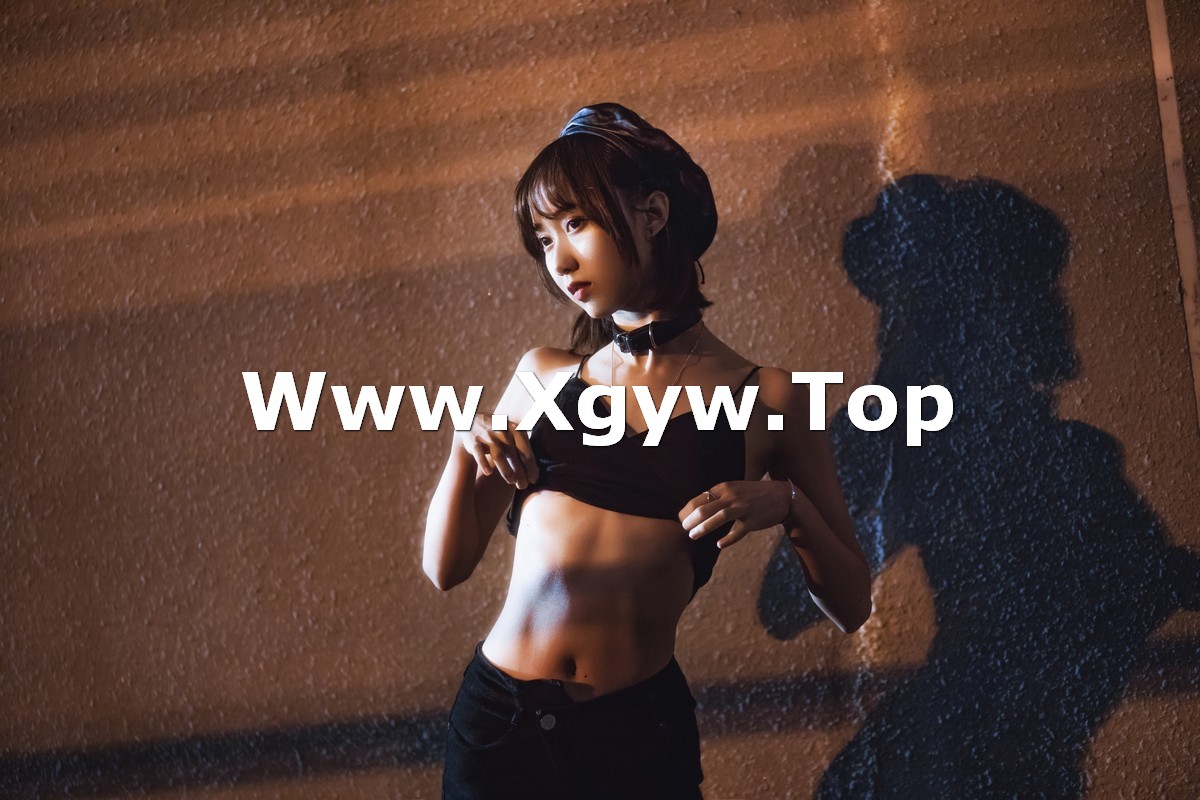 xgyw.top_萌系小姐姐木绵绵OwO室外短裙主题户外脱牛仔服套装露性感吊带内衣诱惑写真58P