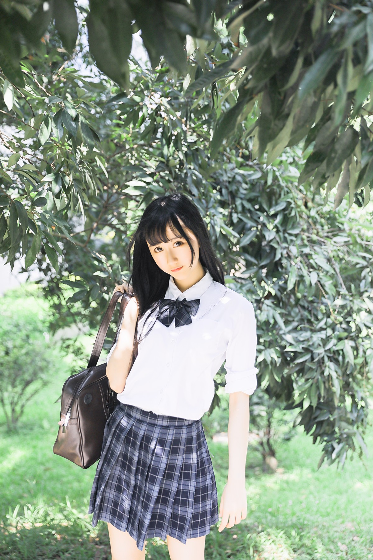 xgyw.top_萌系小姐姐木绵绵OwO上体育课啦主题户外性感学妹JK 体育课运动服迷人写真59P