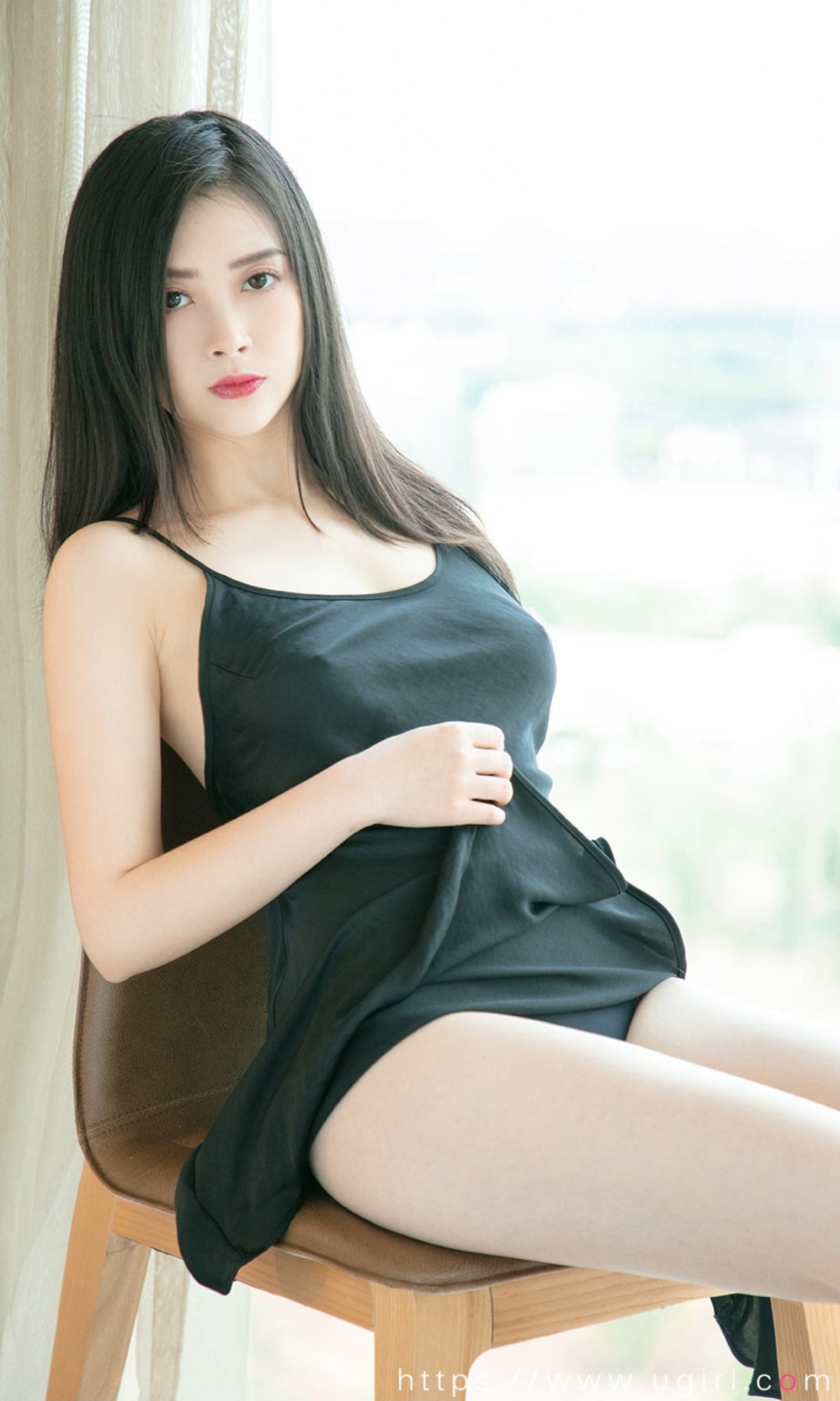 xgyw.top_[Ugirls爱尤物]No.2378_模特惠惠子私房性感白衬衣 多套服饰秀完美身材诱惑写真35P