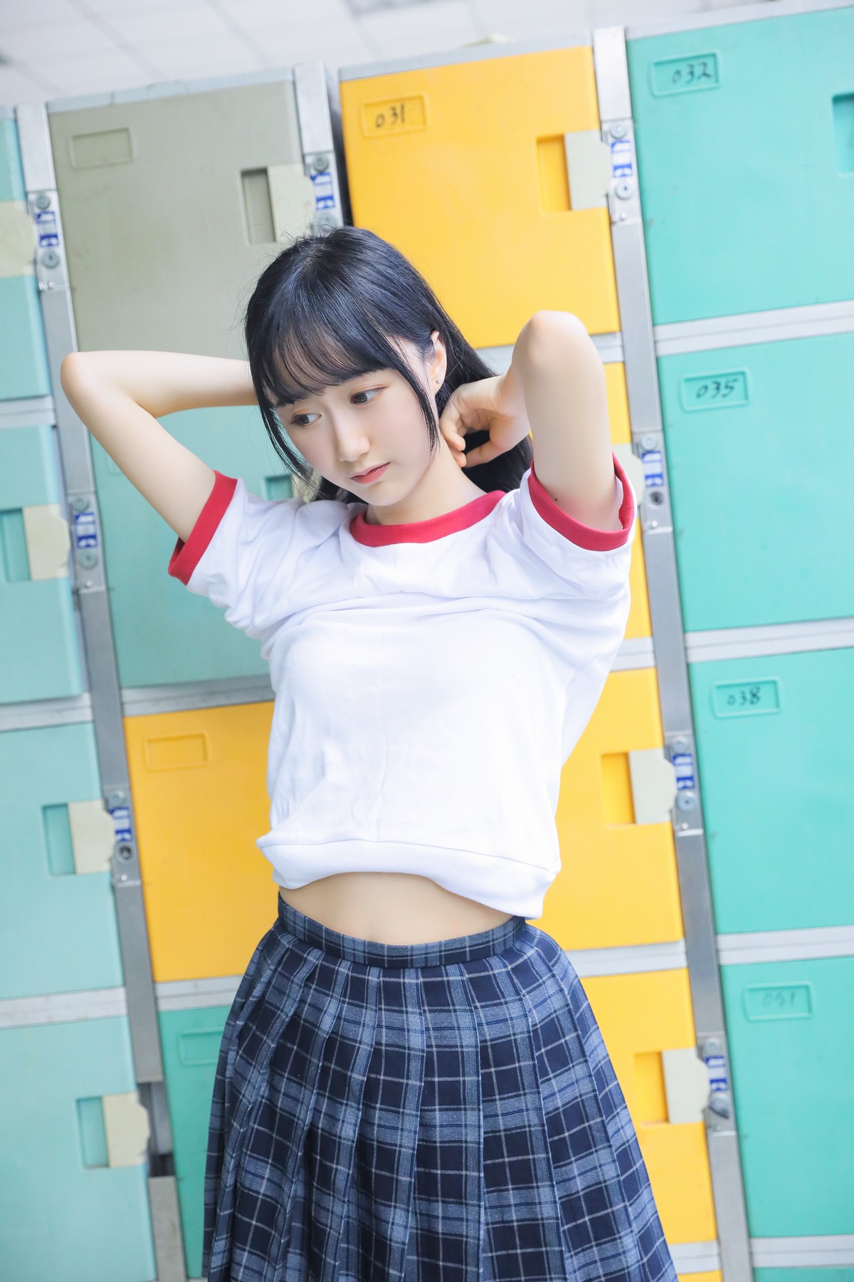 xgyw.top_萌系小姐姐木绵绵OwO上体育课啦主题户外性感学妹JK 体育课运动服迷人写真59P
