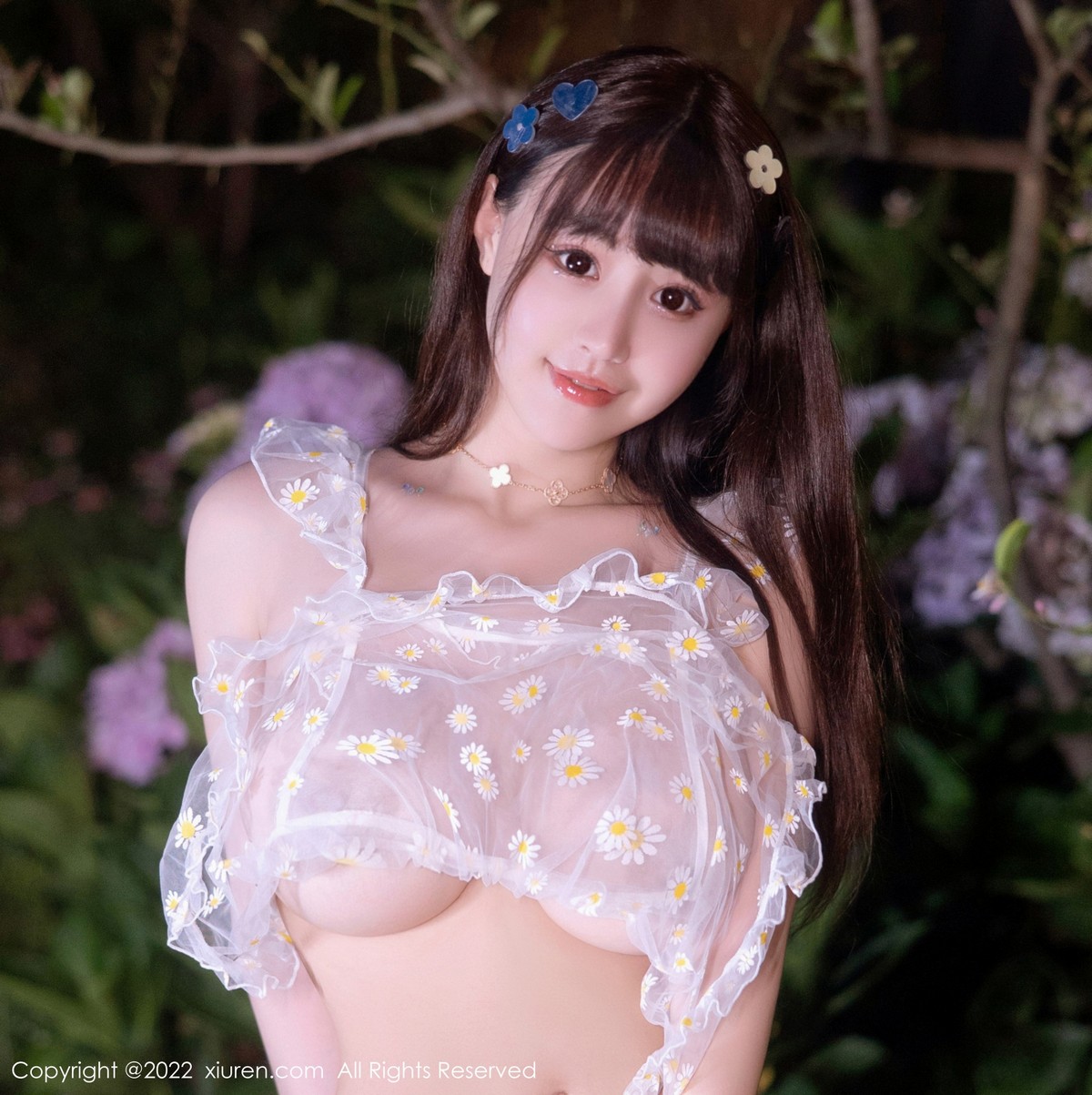xgyw.top_XiuRen第5358期_女神朱可儿Flora大理旅拍户外白色轻透薄纱配蕾丝袜撩人诱惑写真73P