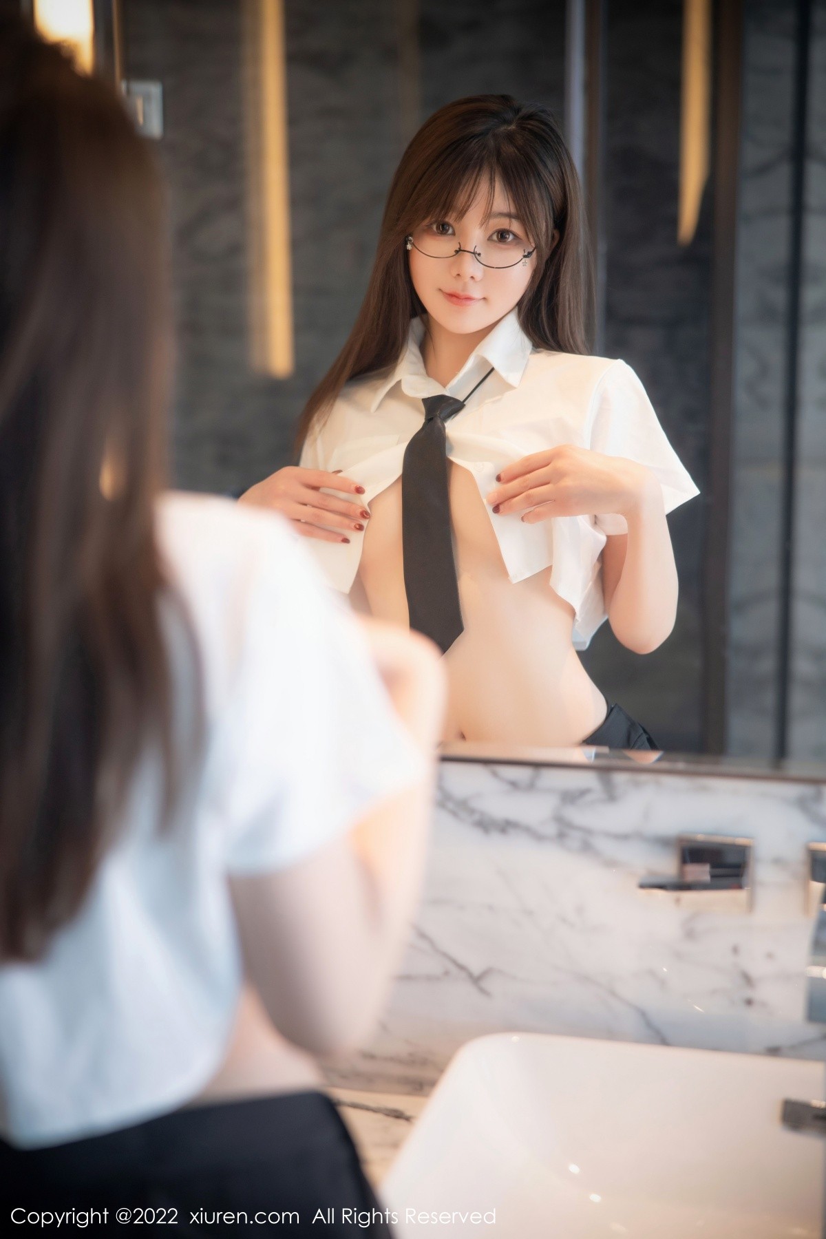 xgyw.top_XiuRen第5365期_模特婠婠么性感学妹制服白色短T配黑短裙秀曼妙身姿诱惑写真98P