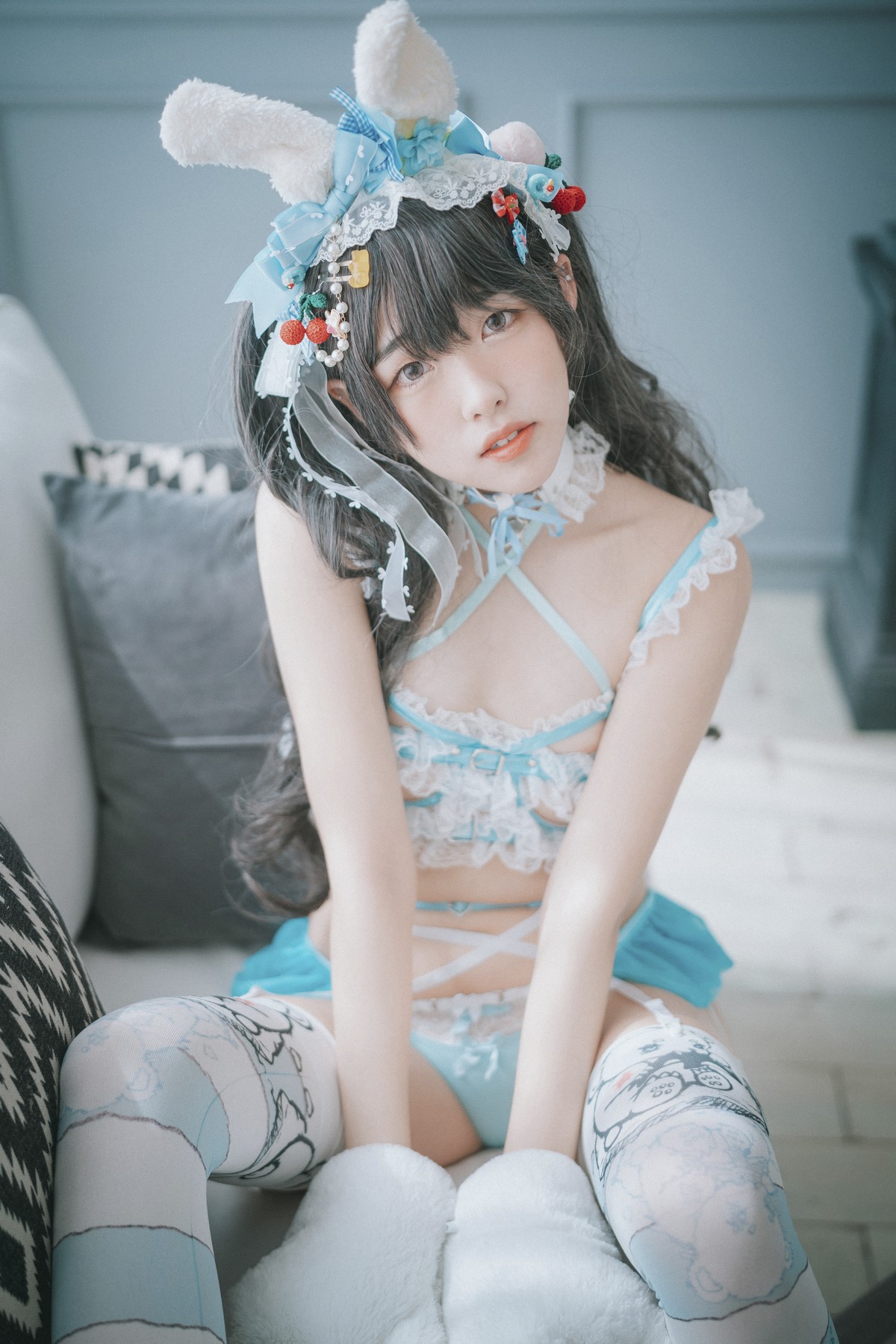 xgyw.top_[DJAWA]No.157_模特Sonson_Turquoise Bunny主题性感兔女郎服饰配白丝吊袜诱惑写真51P