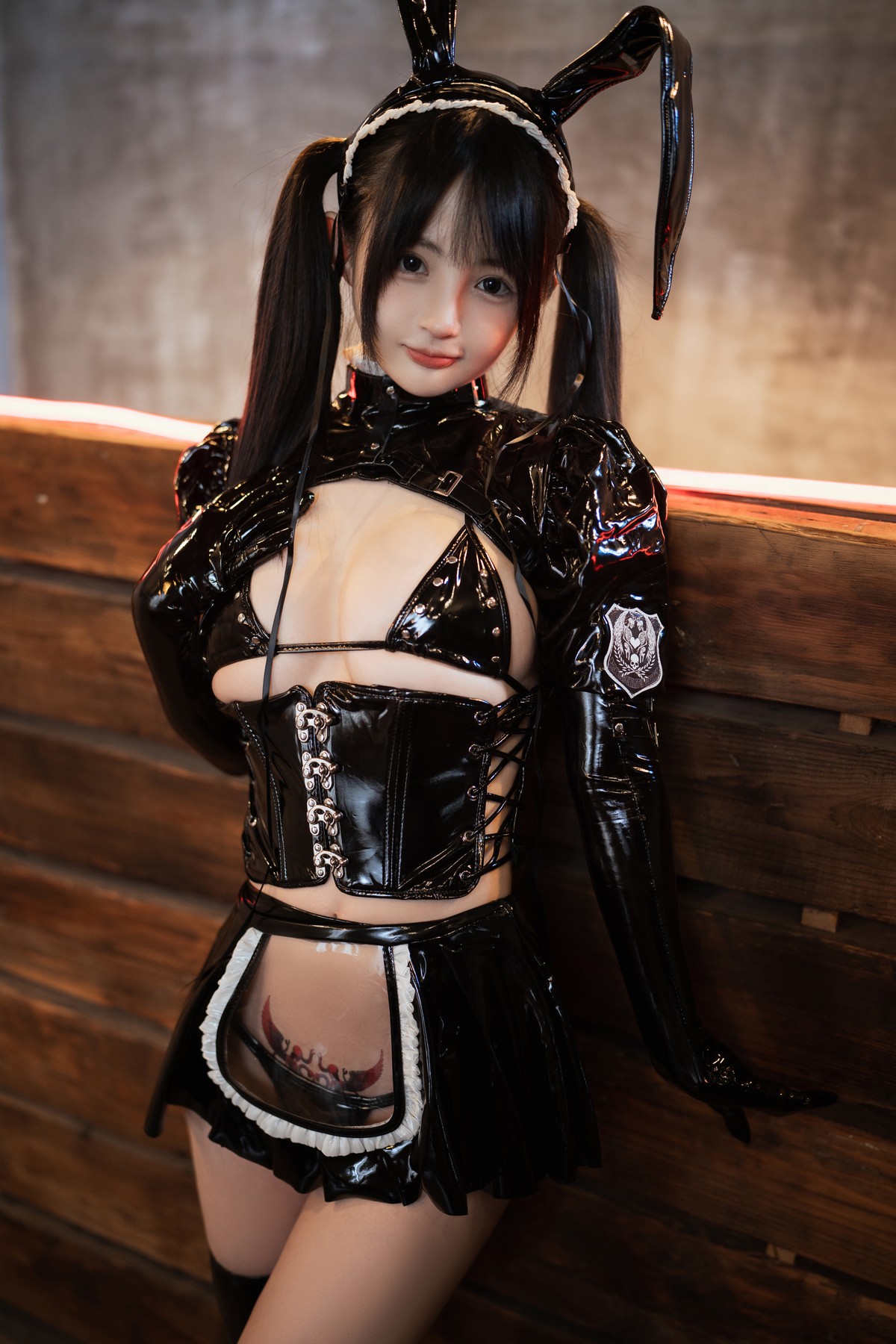 xgyw.top_网络美女桜井宁宁胶衣妹抖主题性感黑色皮质服饰露三点式内衣完美诱惑写真70P