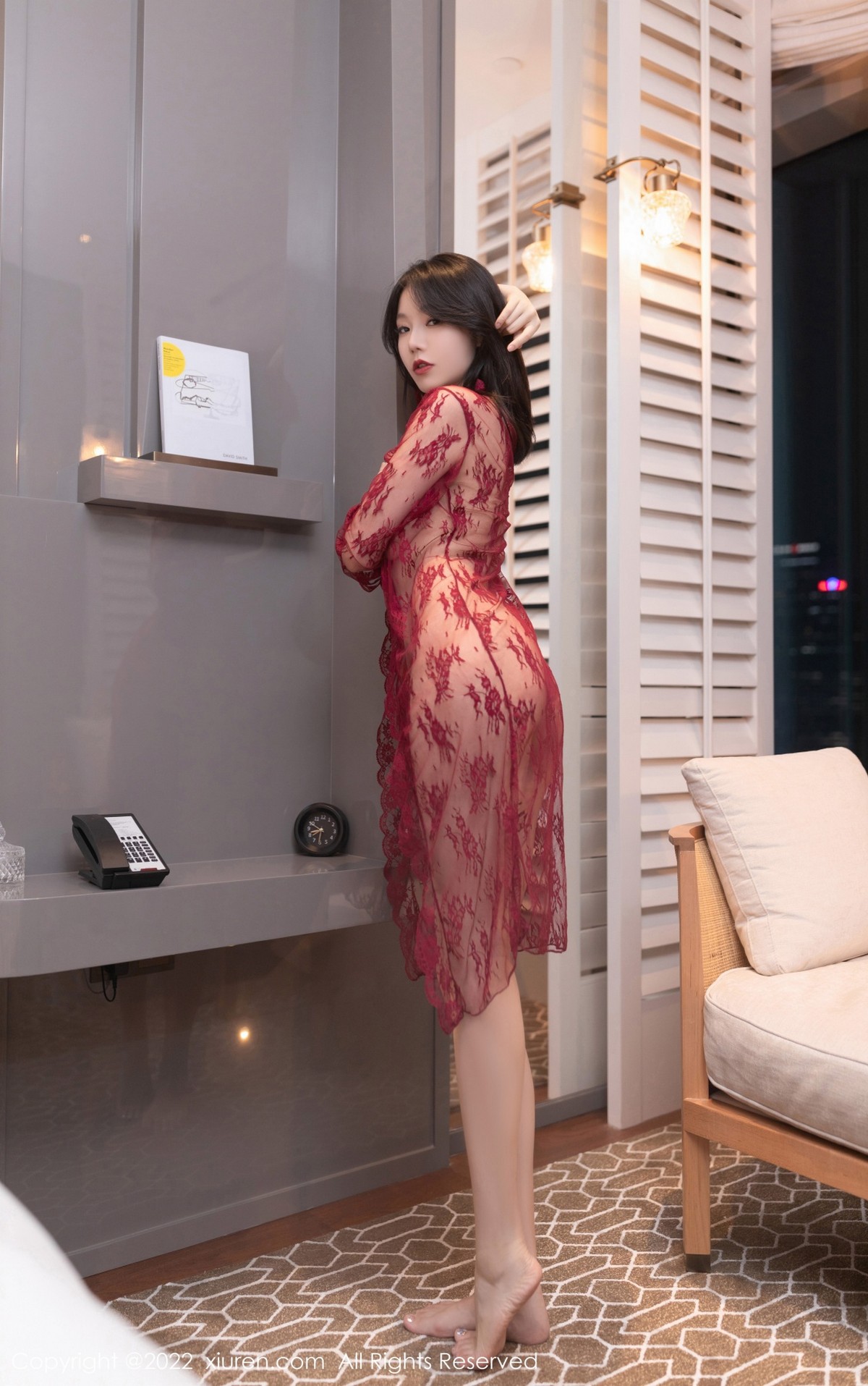 xgyw.top_XiuRen第5371期_模特安然anran云南旅拍红色轻透情趣服配蕾丝袜撩人诱惑写真85P