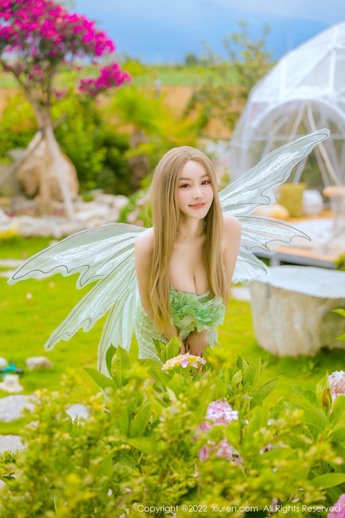 xgyw.top_XiuRen第5382期_女神朱可儿Flora大理旅拍绿色精灵服饰低胸秀傲人豪乳诱惑写真68P