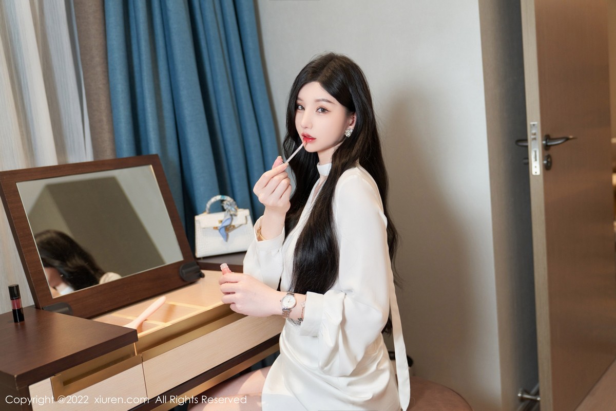 xgyw.top_XiuRen第5381期_女神周于希Sally私房简约白色服半脱露蕾丝内裤秀翘臀诱惑写真77P