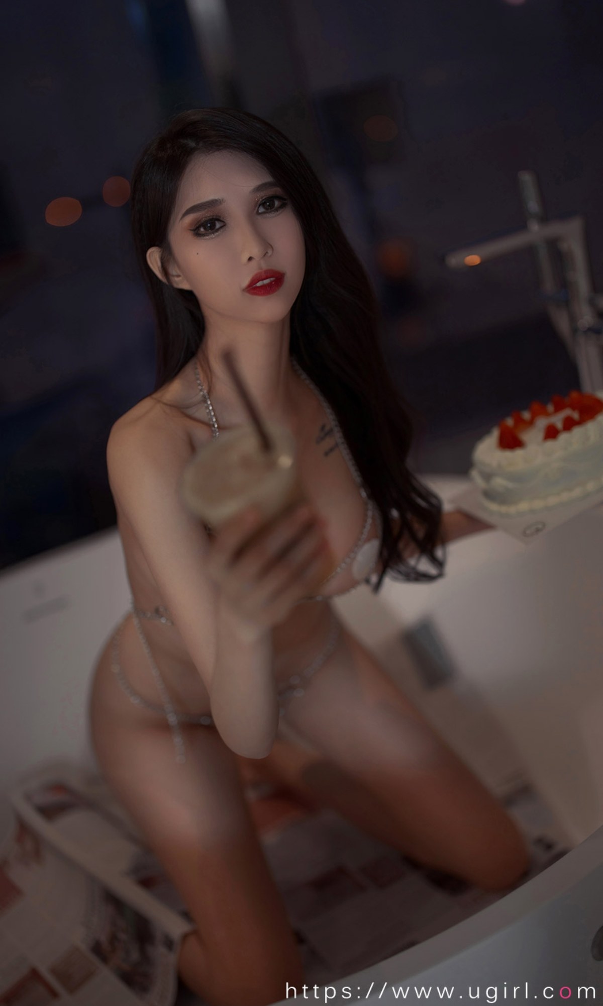 xgyw.top_[Ugirls爱尤物]No.2382_模特葛征Model私房金属链条情趣服饰秀火辣身材诱惑写真35P