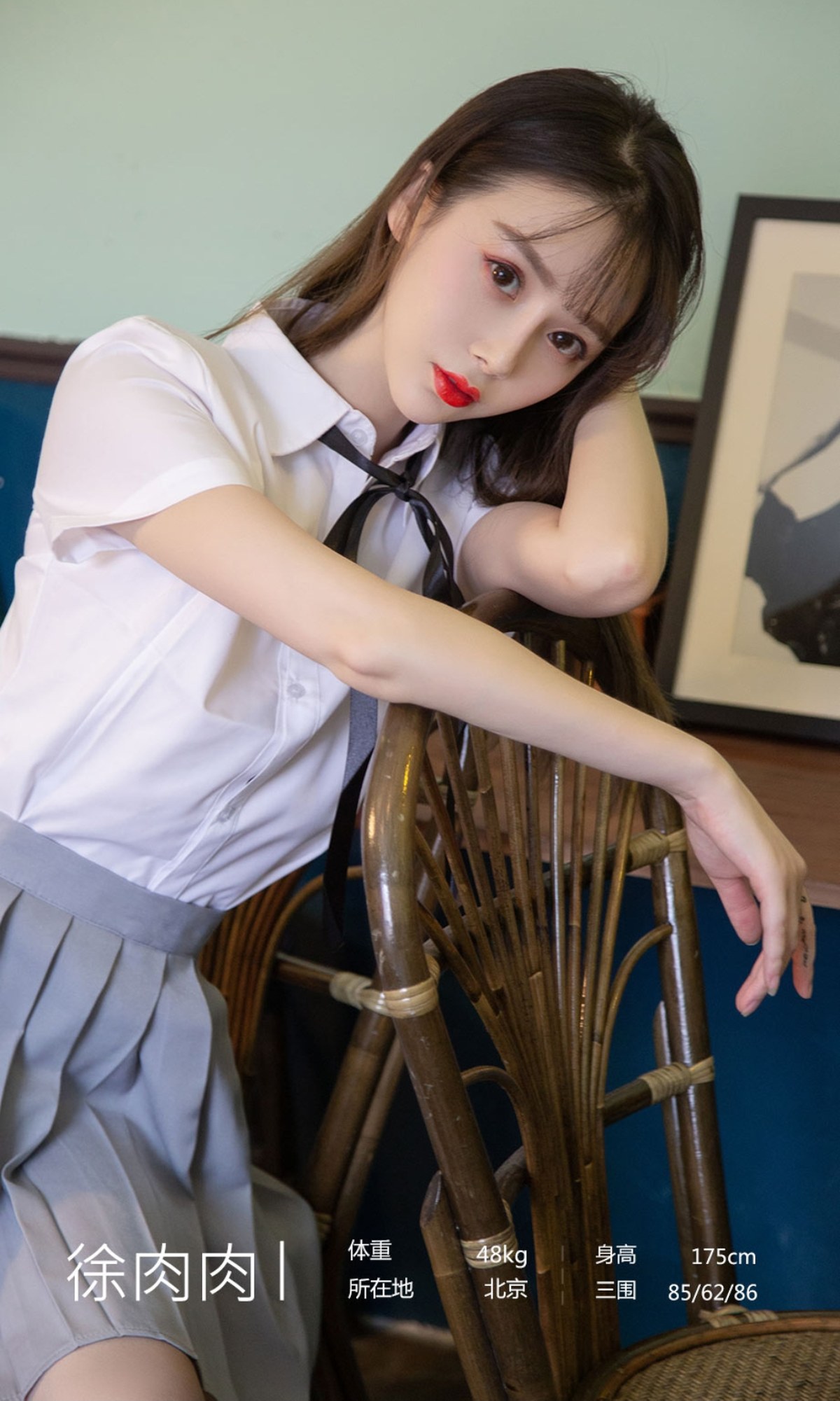 xgyw.top_[Ugirls爱尤物]No.2381_模特徐肉肉私房性感JK制服 唐风旗袍秀完美身材诱惑写真35P