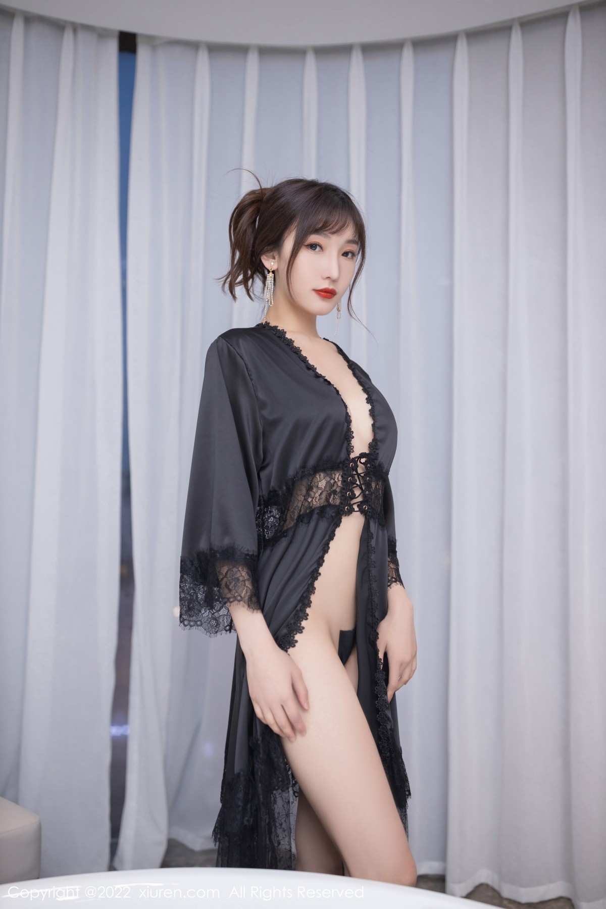 xgyw.top_XiuRen第5389期_模特陆萱萱浴缸场景性感黑色情趣服饰秀完美身材惹火诱惑写真64P