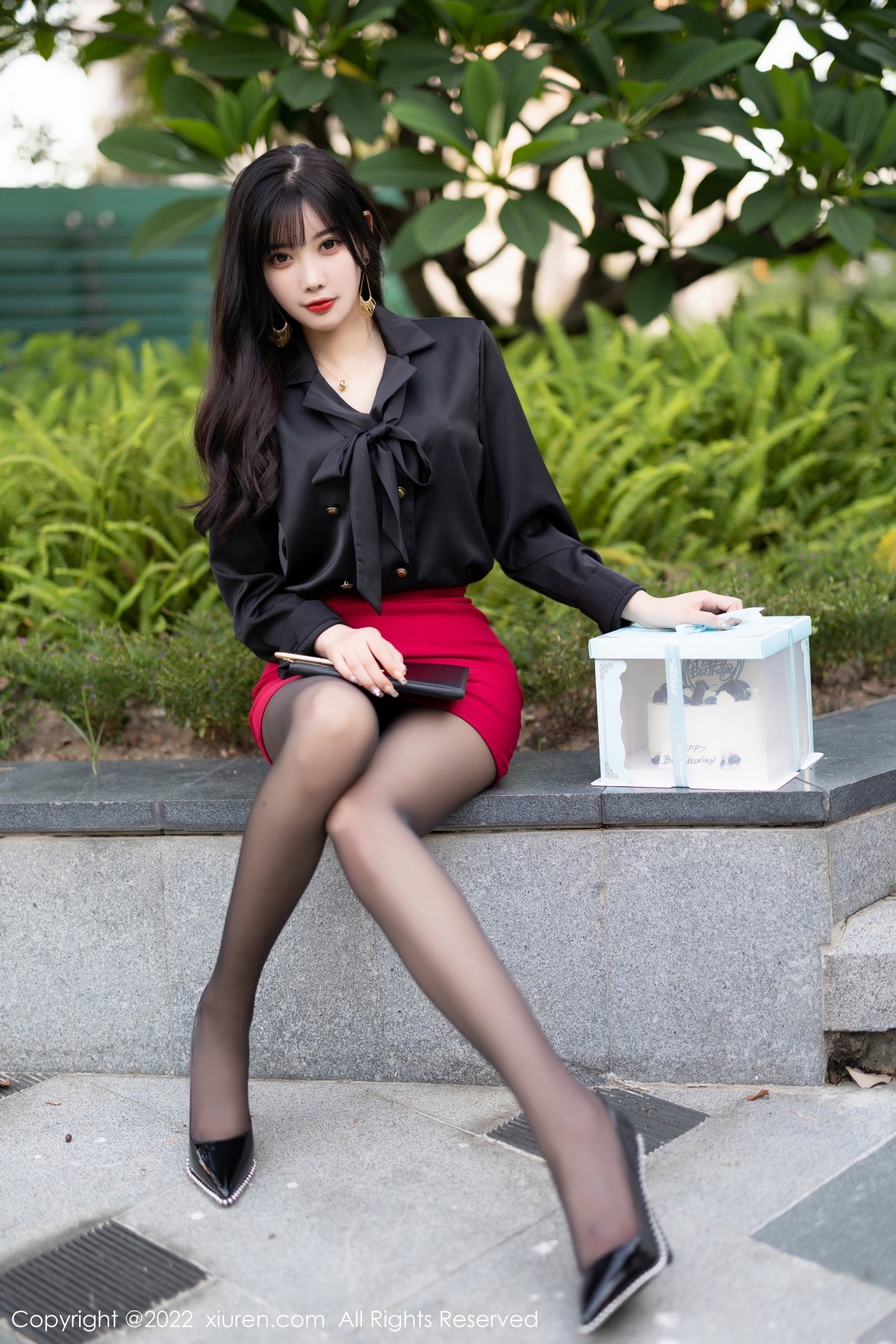 xgyw.top_XiuRen第5390期_女神杨晨晨Yome半脱露轻透蕾丝内衣配超薄无内黑丝诱惑写真82P