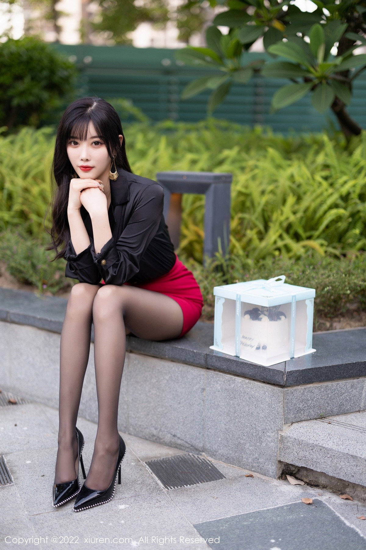 xgyw.top_XiuRen第5390期_女神杨晨晨Yome半脱露轻透蕾丝内衣配超薄无内黑丝诱惑写真82P
