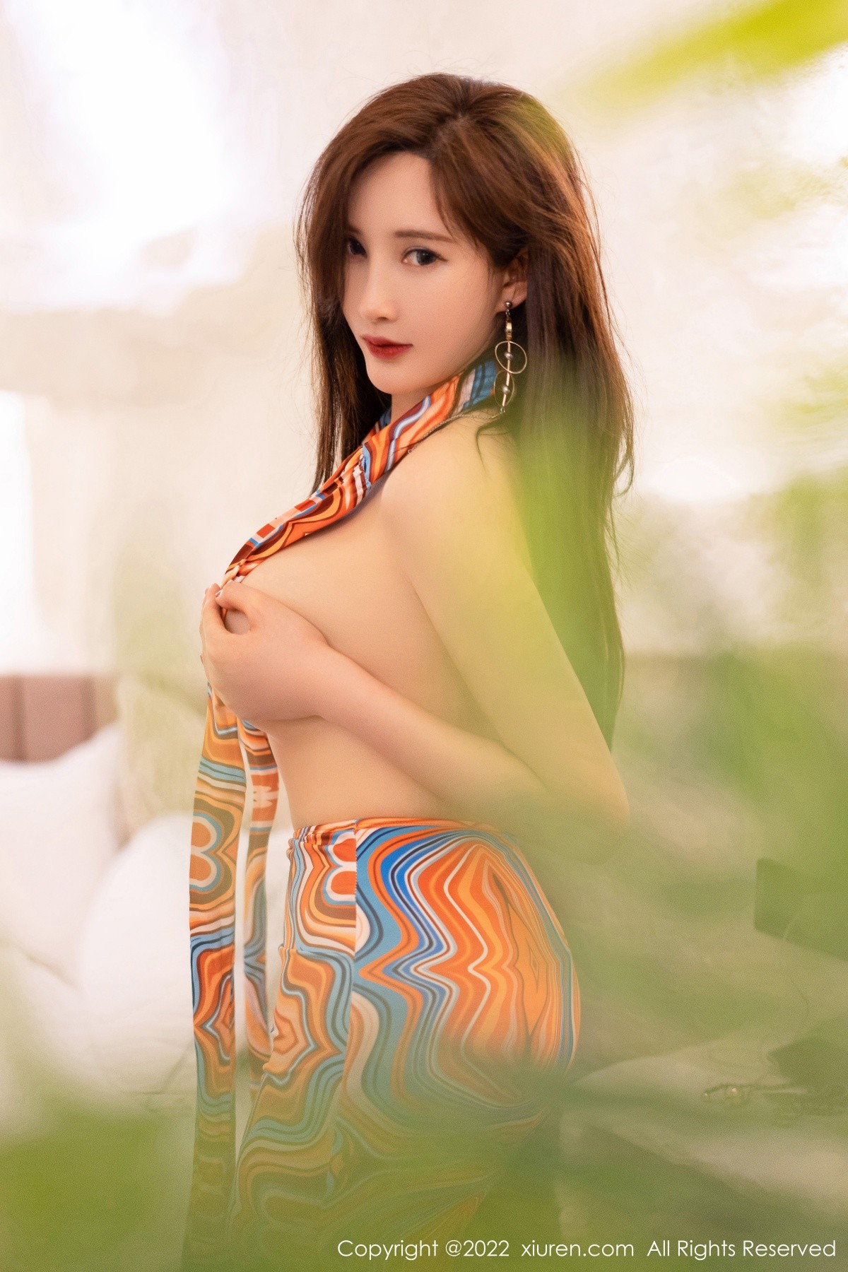 xgyw.top_XiuRen第5398期_女神奶瓶土肥圆私房性感露肩开叉连衣长裙秀丰满身材诱惑写真71P