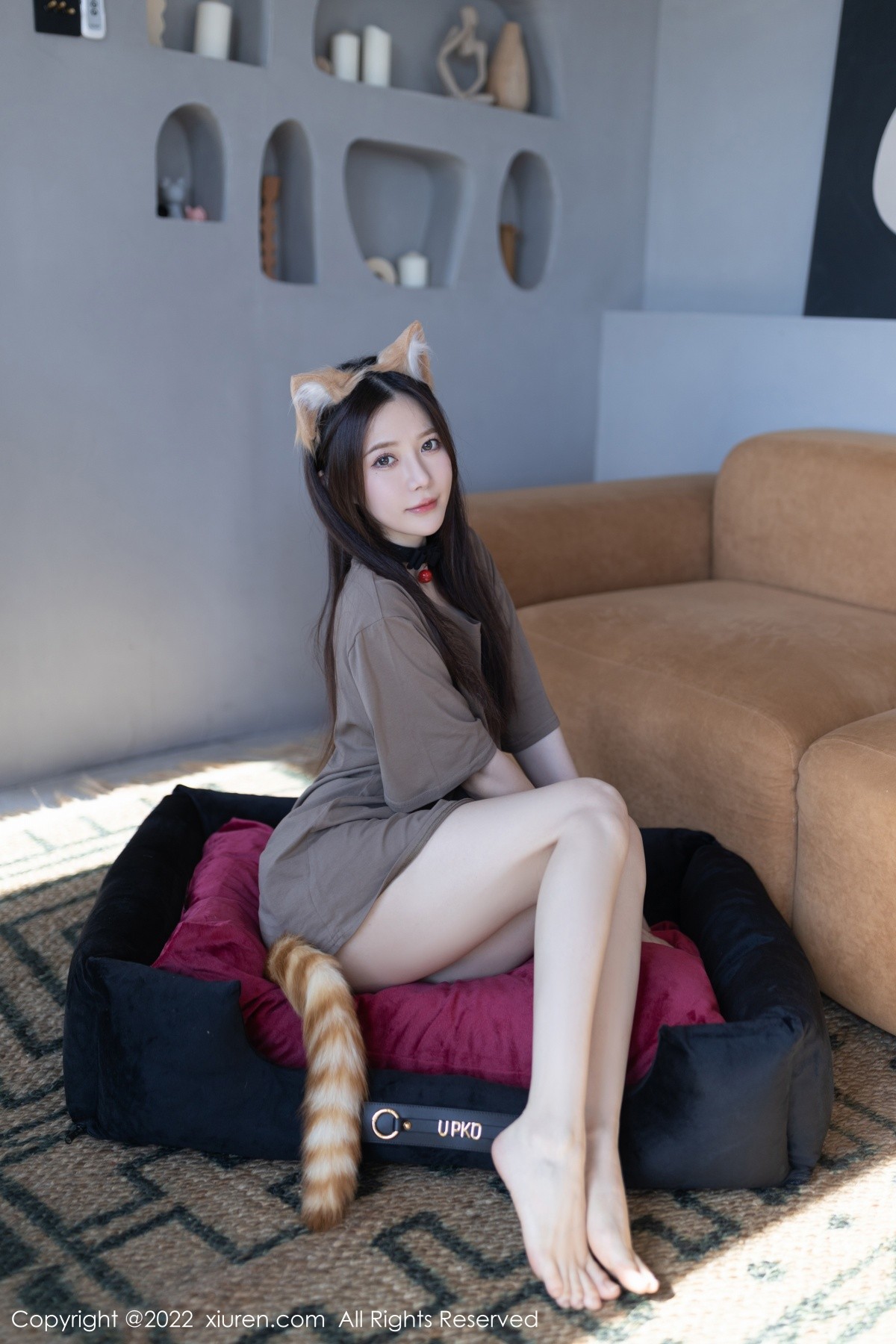 xgyw.top_XiuRen第5395期_模特鱼子酱Fish猫咪装扮主题宽松上衣秀婀娜动人身段诱惑写真75P