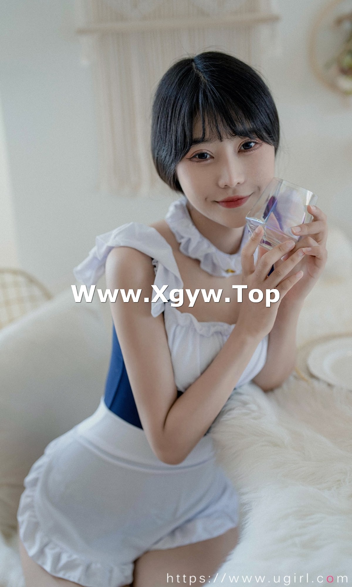 xgyw.top_[Ugirls爱尤物]No.2388_模特柚子私房性感高叉连体女仆装秀完美身材迷人诱惑写真35P