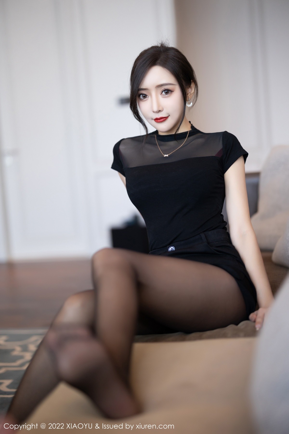 xgyw.top_[XiaoYu画语界]Vol.837_女神王馨瑶yanni脱黑色轻透服露性感红色蕾丝内衣迷人诱惑写真83P