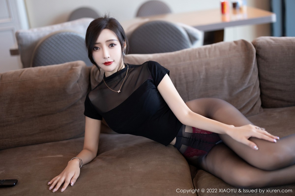 xgyw.top_[XiaoYu画语界]Vol.837_女神王馨瑶yanni脱黑色轻透服露性感红色蕾丝内衣迷人诱惑写真83P