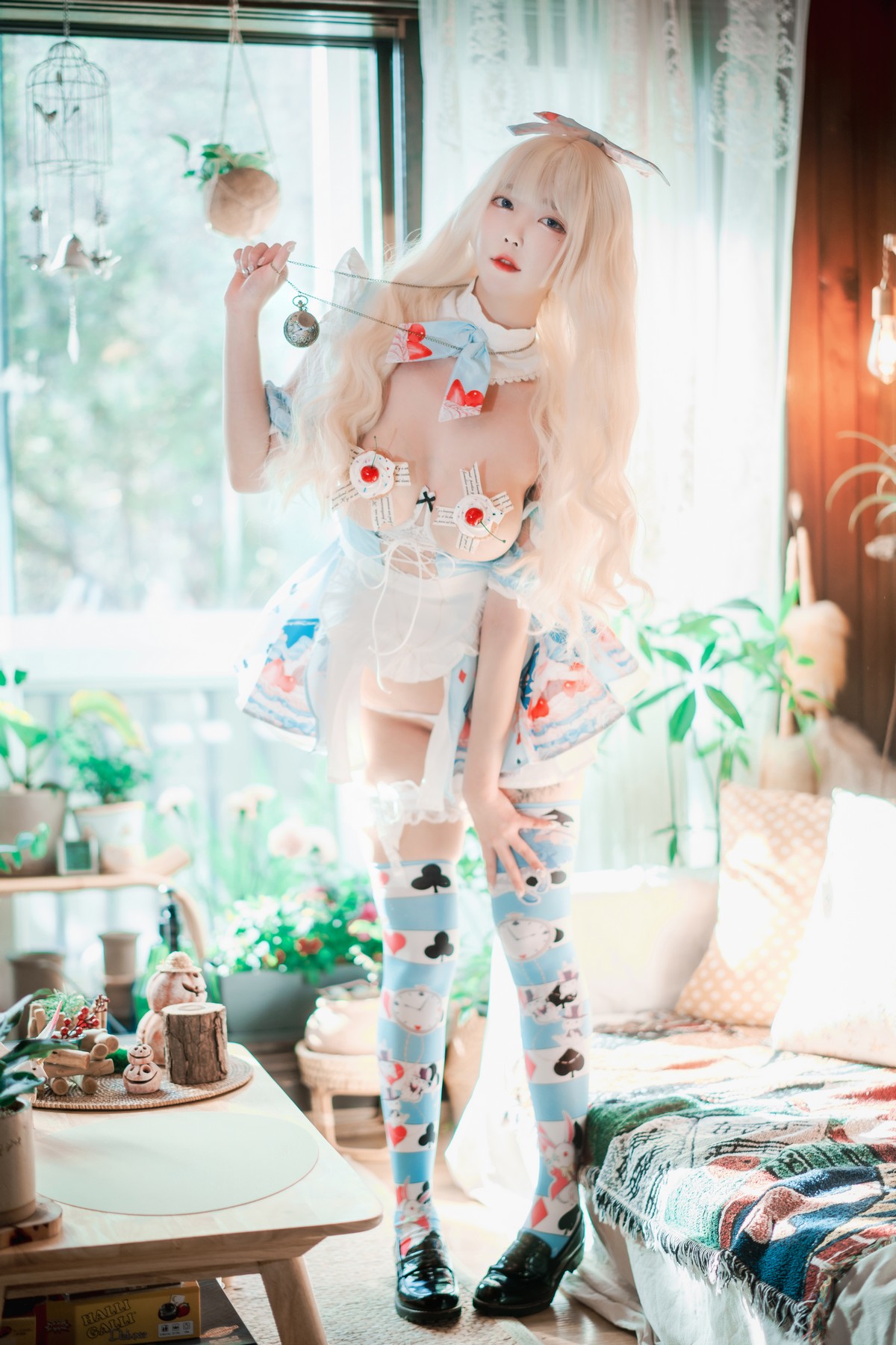 xgyw.top_[DJAWA]No.161_模特Aram_Creamy Alice主题私房床上性感情趣服饰秀豪乳翘臀诱惑写真136P