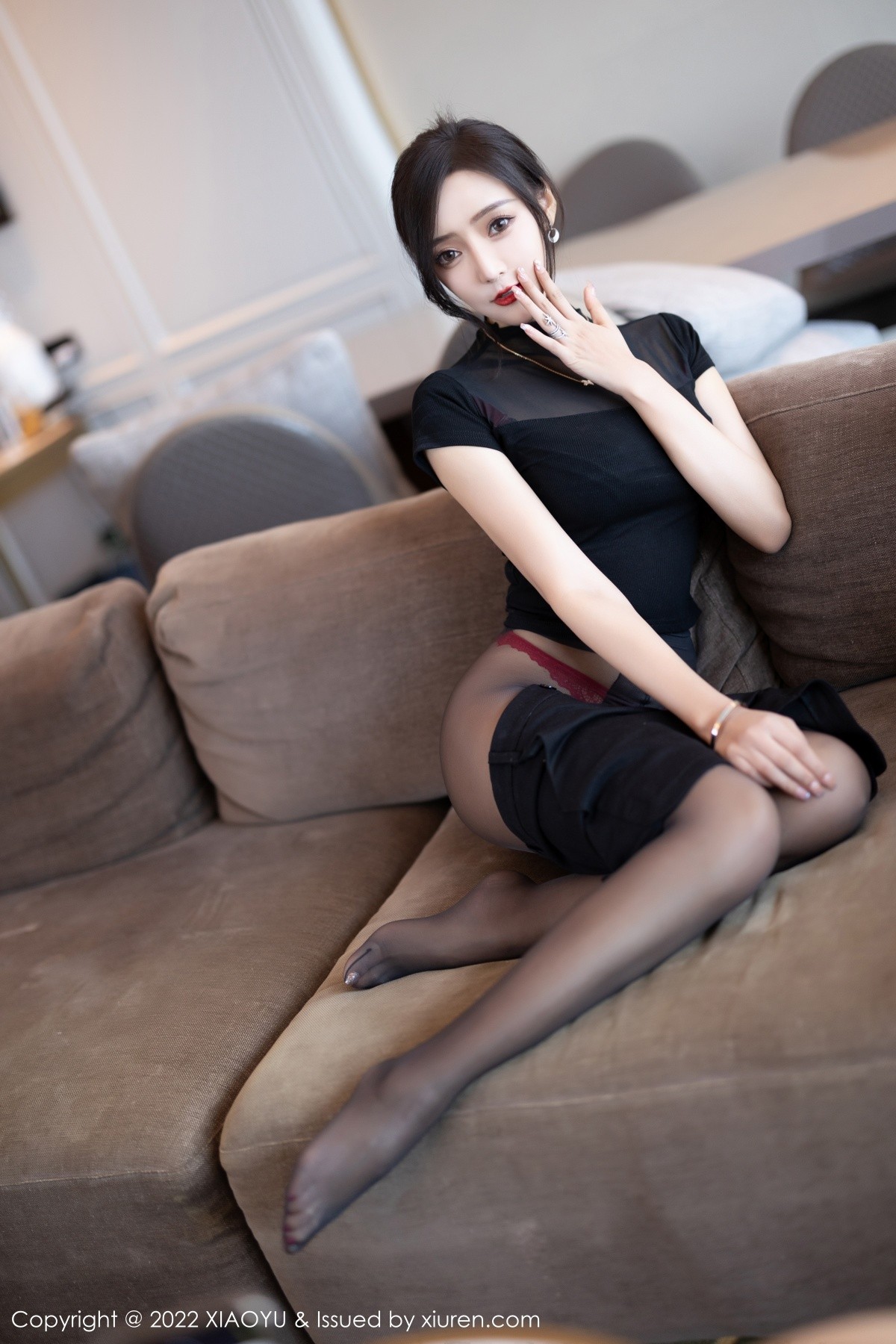 xgyw.top_[XiaoYu画语界]Vol.837_女神王馨瑶yanni脱黑色轻透服露性感红色蕾丝内衣迷人诱惑写真83P