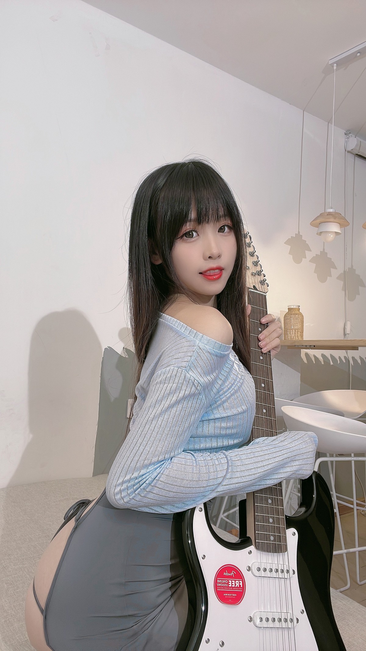 xgyw.top_网络美女miko酱ww吉他妹妹主题私房性感薄透上衣配露臀长裙秀豪乳翘臀诱惑写真36P