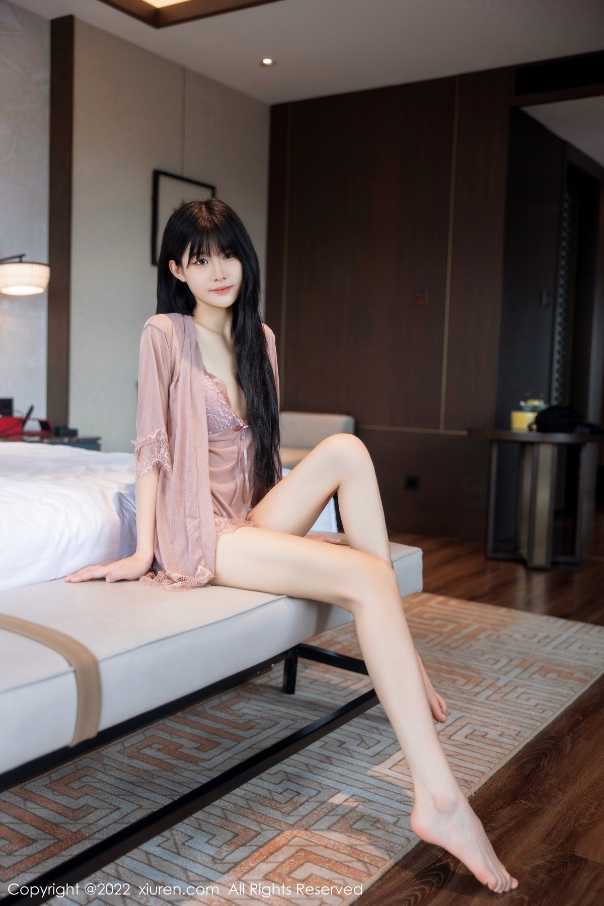 xgyw.top_XiuRen第5408期_模特77qiqi私房淡紫睡衣透视秀完美身材性感美腿撩人诱惑写真69P