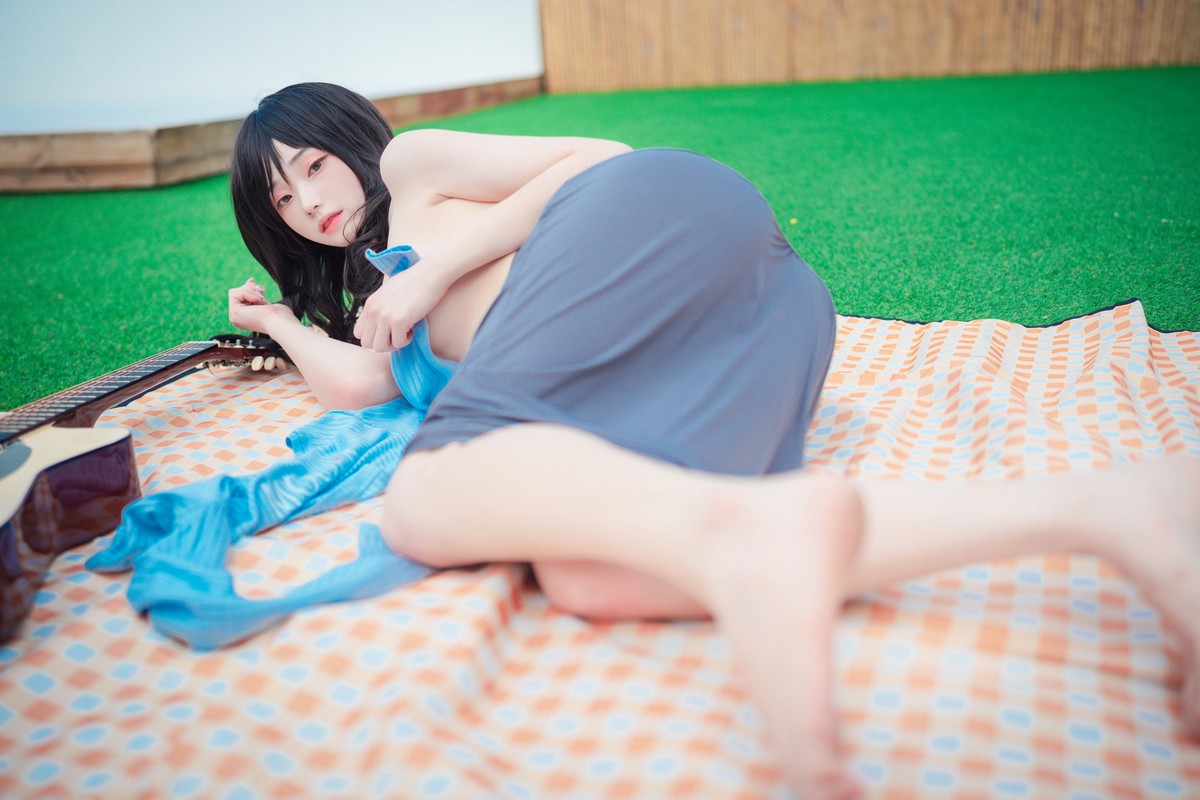 xgyw.top_[DJAWA]No.165_模特Bambi_iila illa主题私房性感吉他妹妹服饰半脱露火辣身材诱惑写真144P