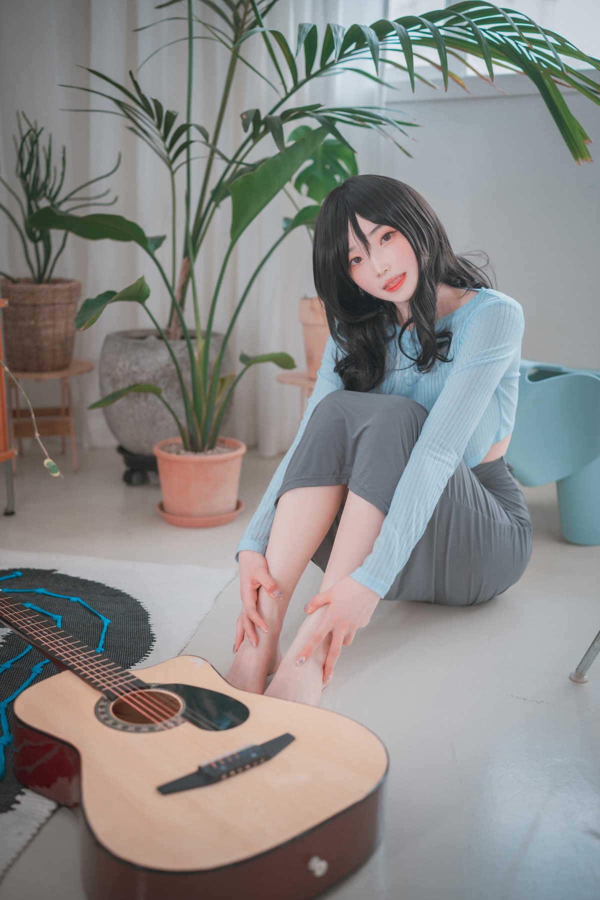 xgyw.top_[DJAWA]No.165_模特Bambi_iila illa主题私房性感吉他妹妹服饰半脱露火辣身材诱惑写真144P