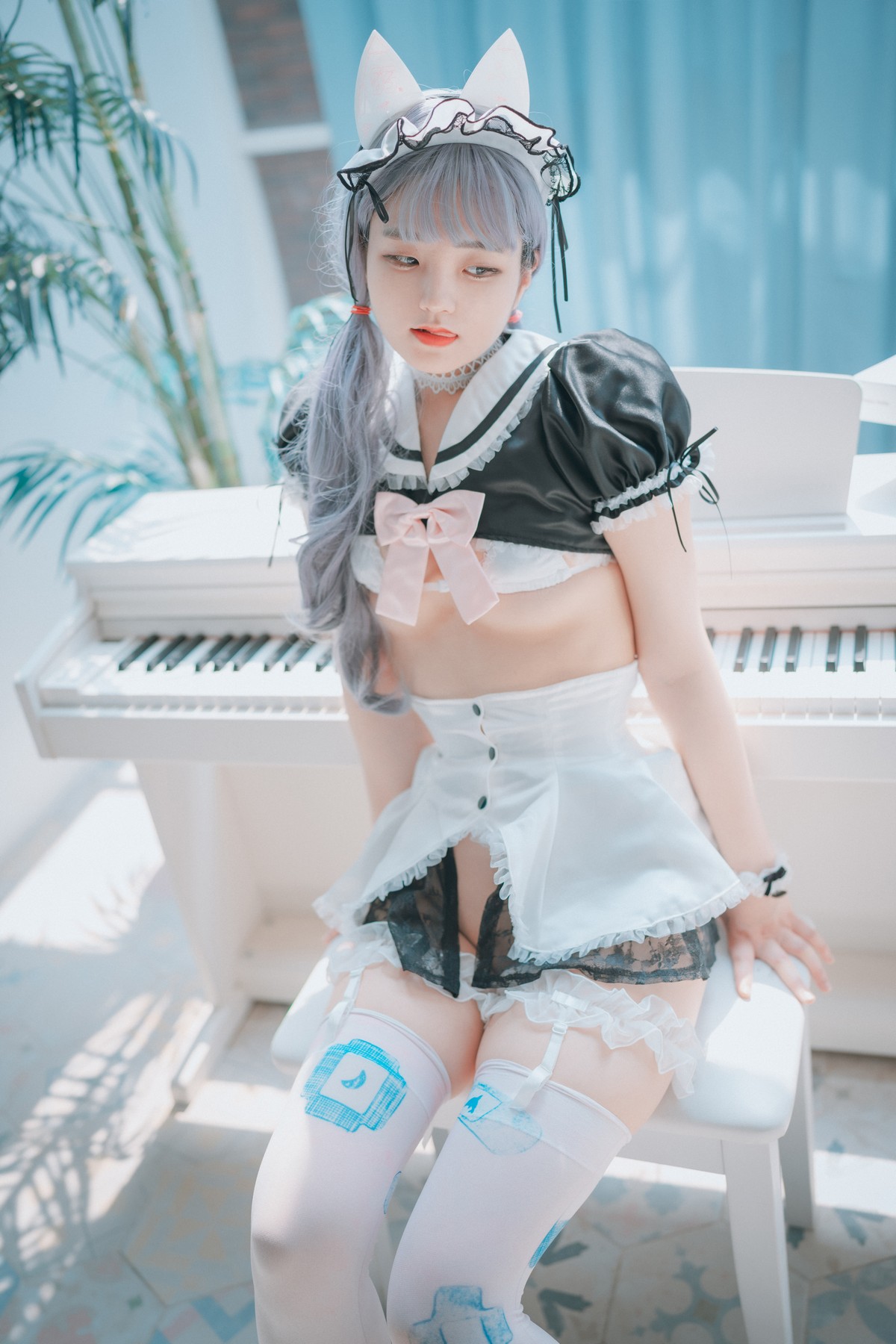 xgyw.top_[DJAWA]No.167_模特Jenny_Maid Mansion主题性感女仆装半脱露三点式内衣诱惑写真202P