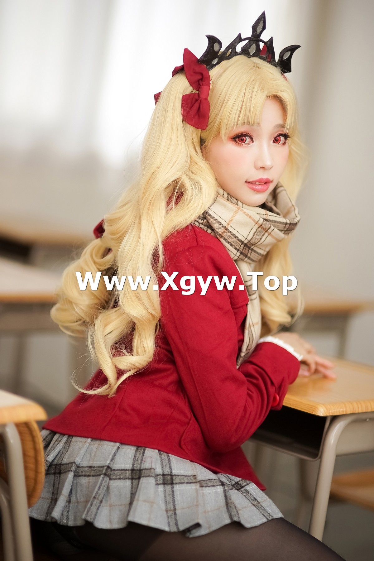 xgyw.top_Coser妹子Ely_eee远坂凛JK主题灰色格子裙下超薄黑丝裤袜秀美腿性感迷人写真57P