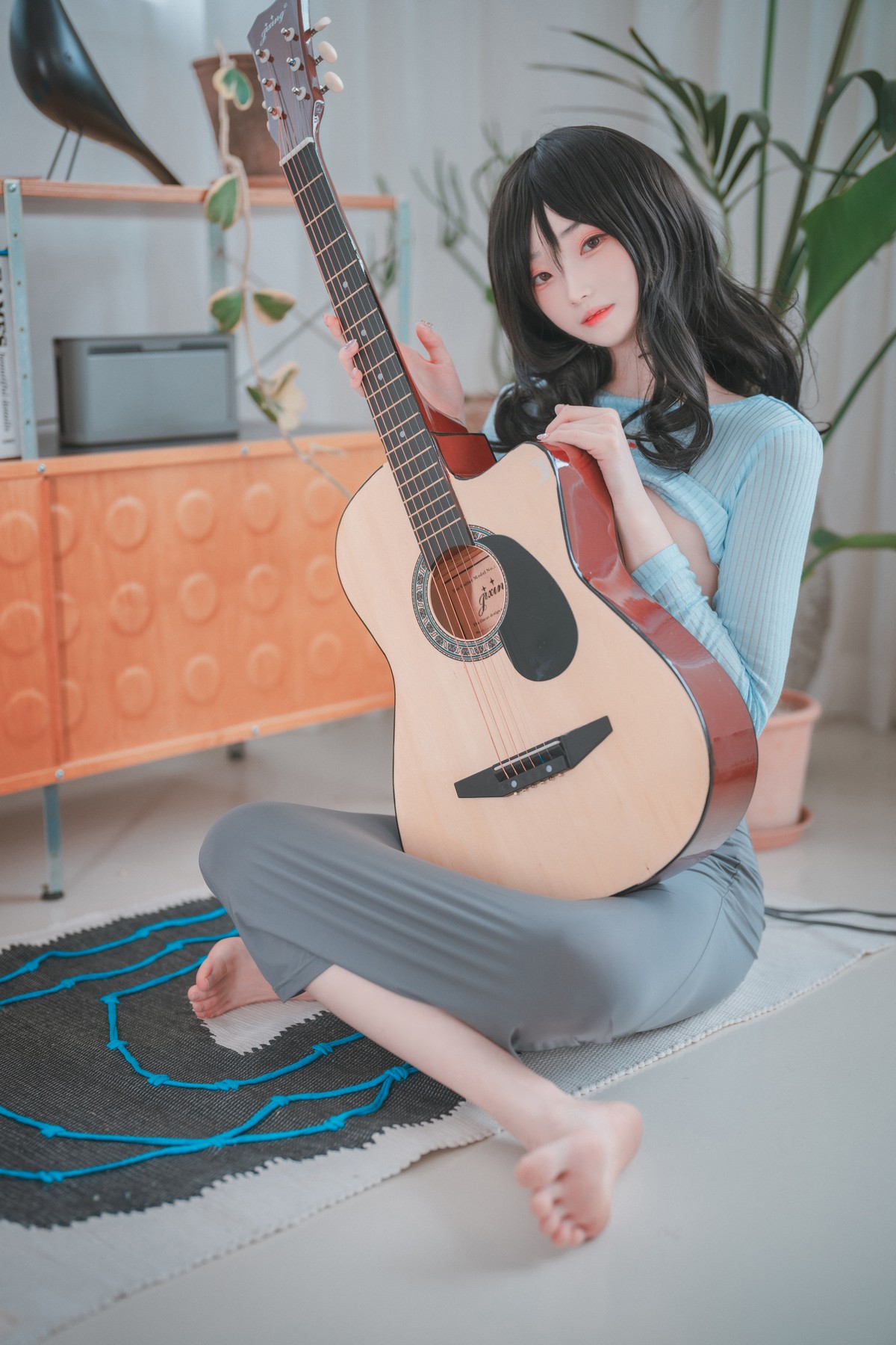 xgyw.top_[DJAWA]No.165_模特Bambi_iila illa主题私房性感吉他妹妹服饰半脱露火辣身材诱惑写真144P