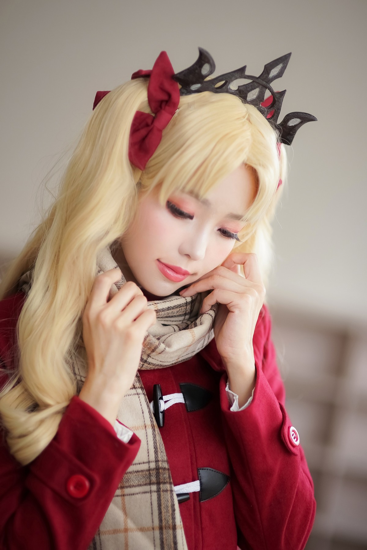 xgyw.top_Coser妹子Ely_eee远坂凛JK主题灰色格子裙下超薄黑丝裤袜秀美腿性感迷人写真57P