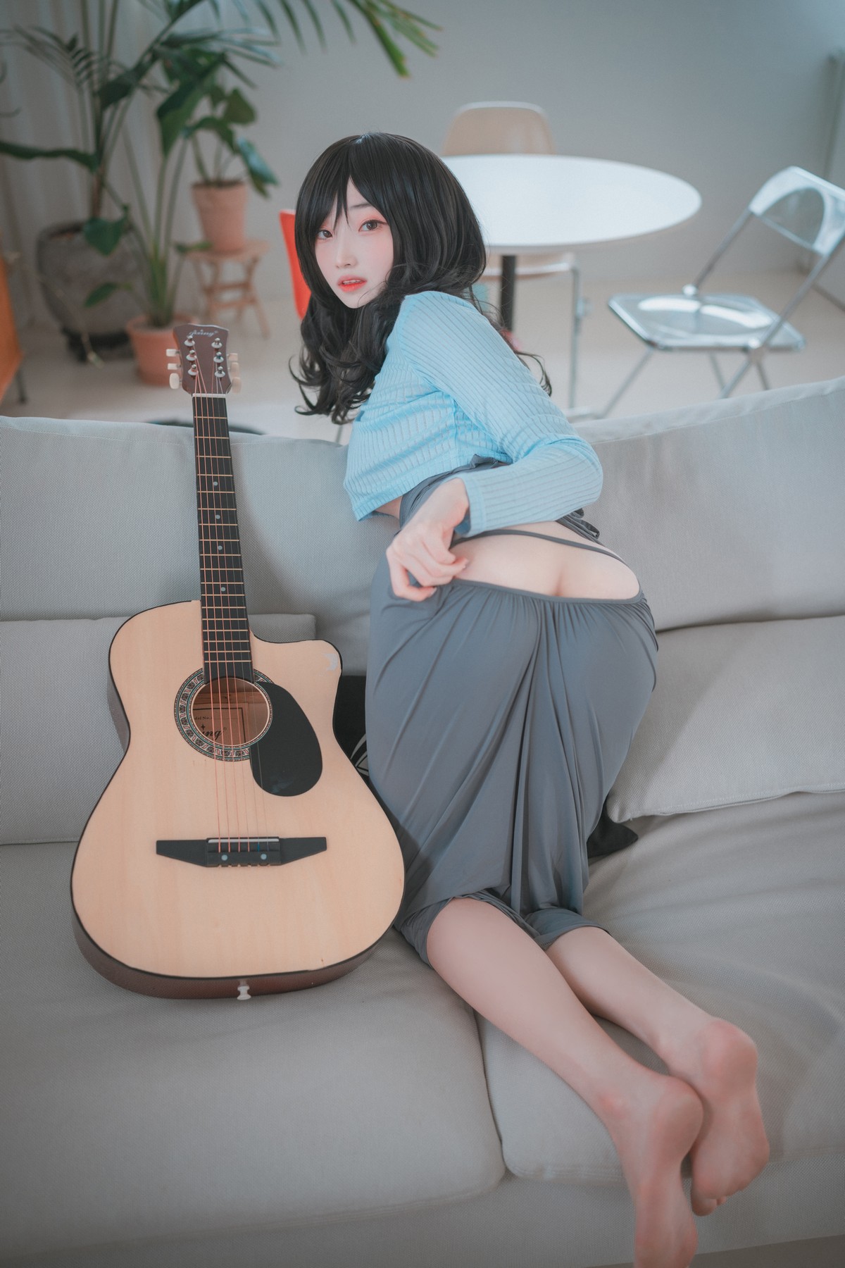 xgyw.top_[DJAWA]No.165_模特Bambi_iila illa主题私房性感吉他妹妹服饰半脱露火辣身材诱惑写真144P