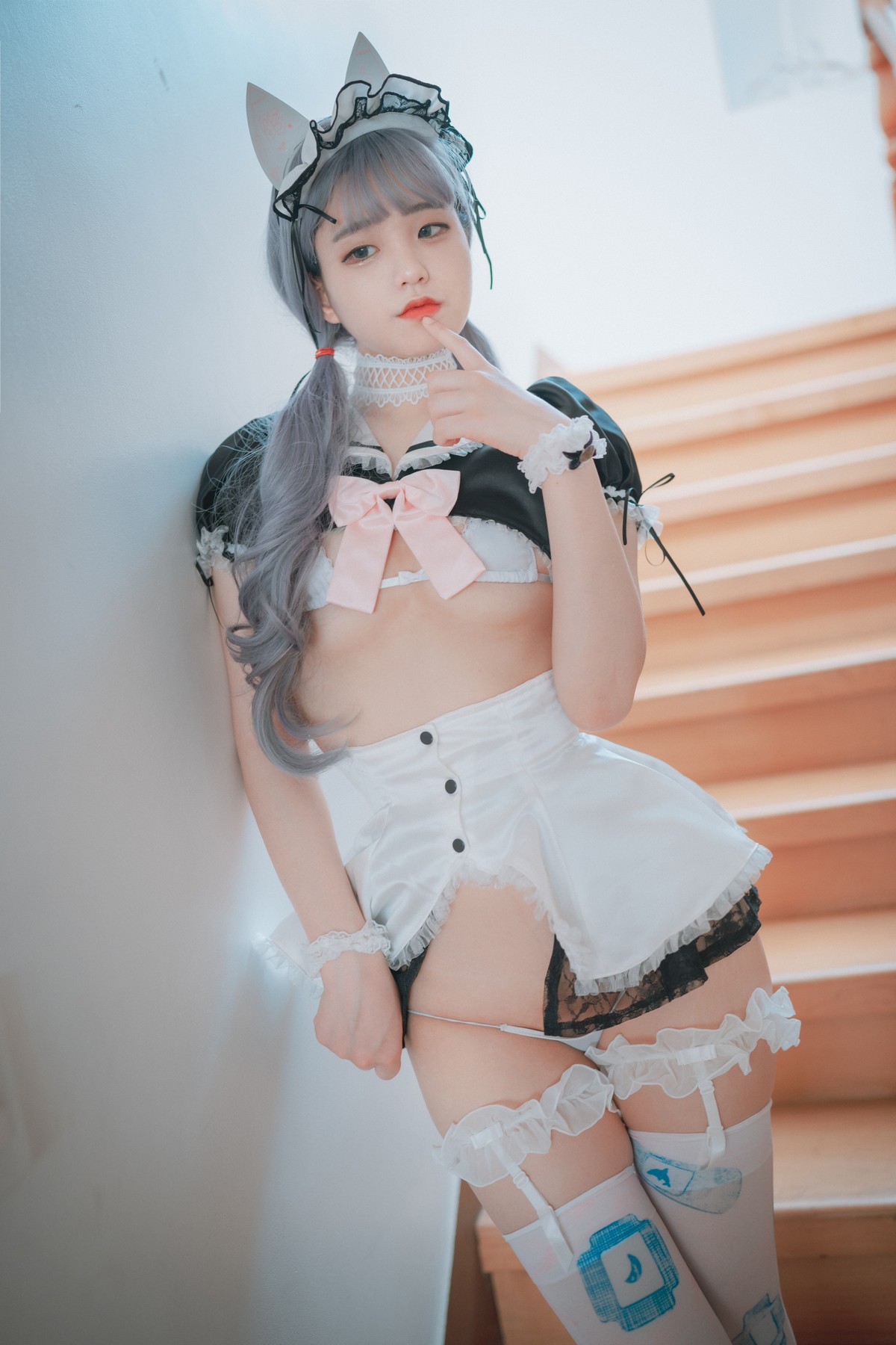 xgyw.top_[DJAWA]No.167_模特Jenny_Maid Mansion主题性感女仆装半脱露三点式内衣诱惑写真202P