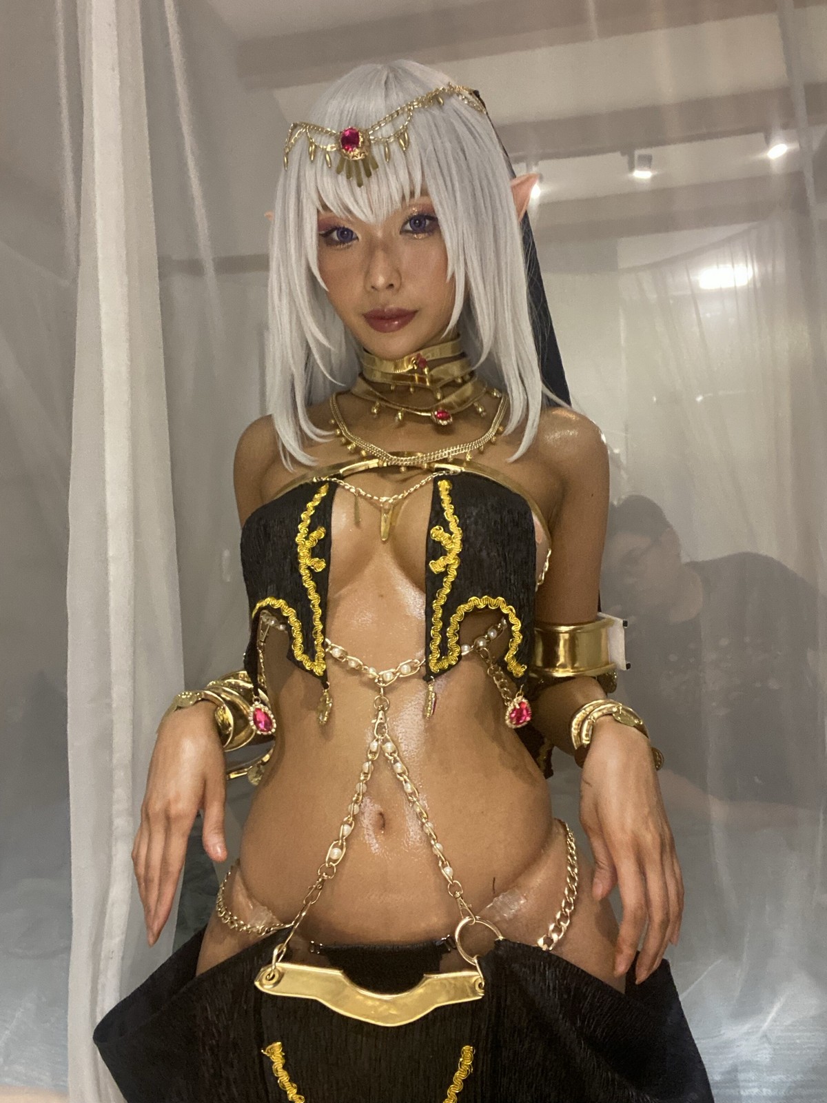 xgyw.top_网络美女eliza喵喵Mistioria Arte主题性感情趣服饰露油亮肌肤秀火辣身材诱惑写真59P