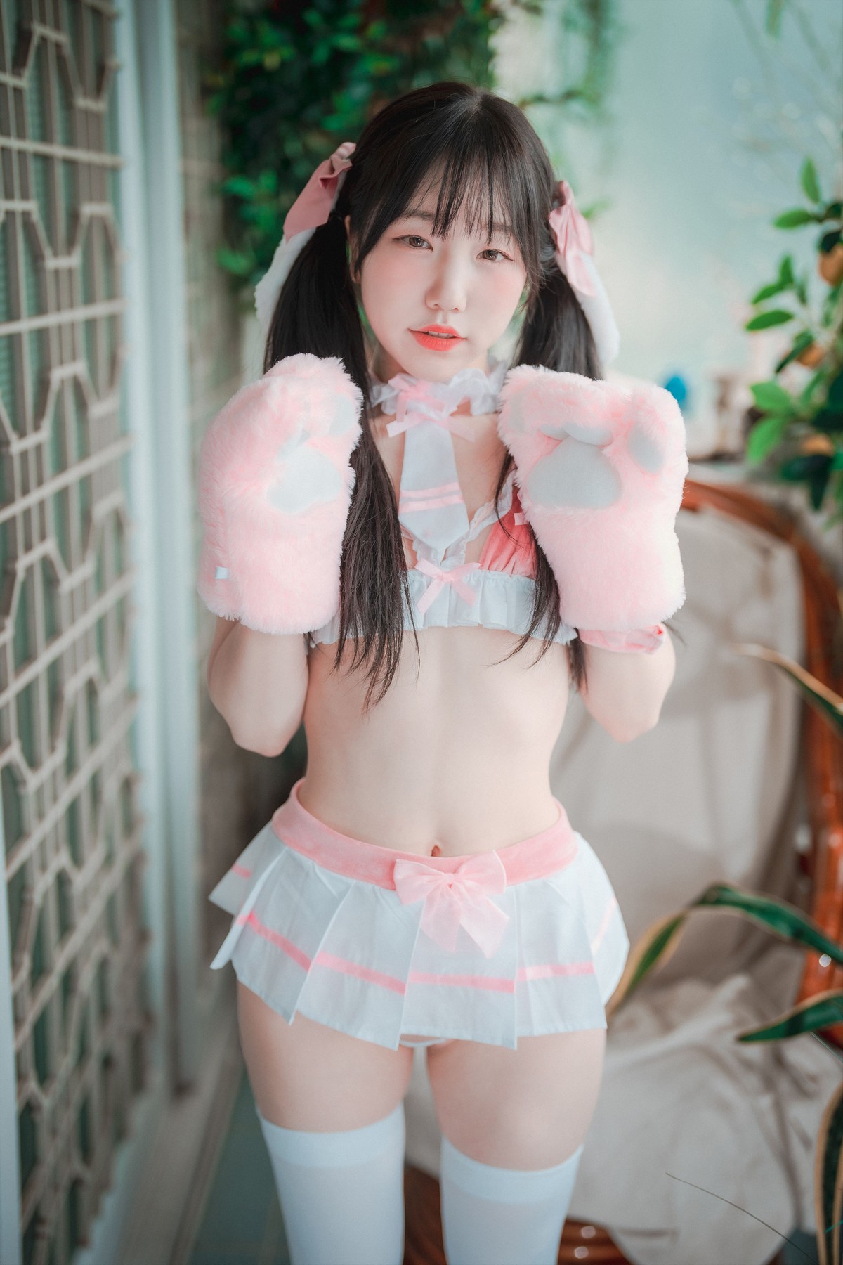 xgyw.top_[DJAWA]No.170_模特Yeri_Home Sweet Hare主题脱粉色服饰露丁字裤秀翘臀诱惑写真57P