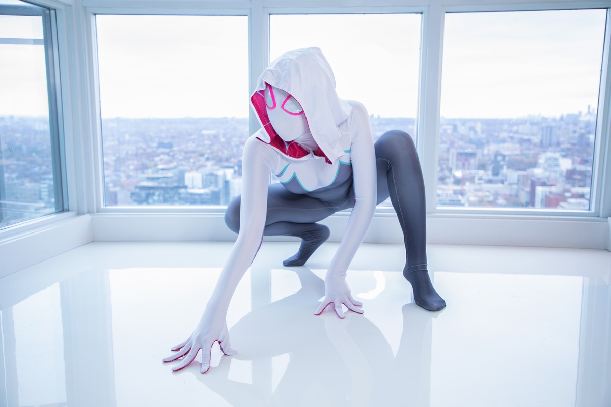 xgyw.top_网络美女MisswarmJ-Spider Gwen主题私房性感紧身蜘蛛侠服饰秀完美身材诱惑写真43P