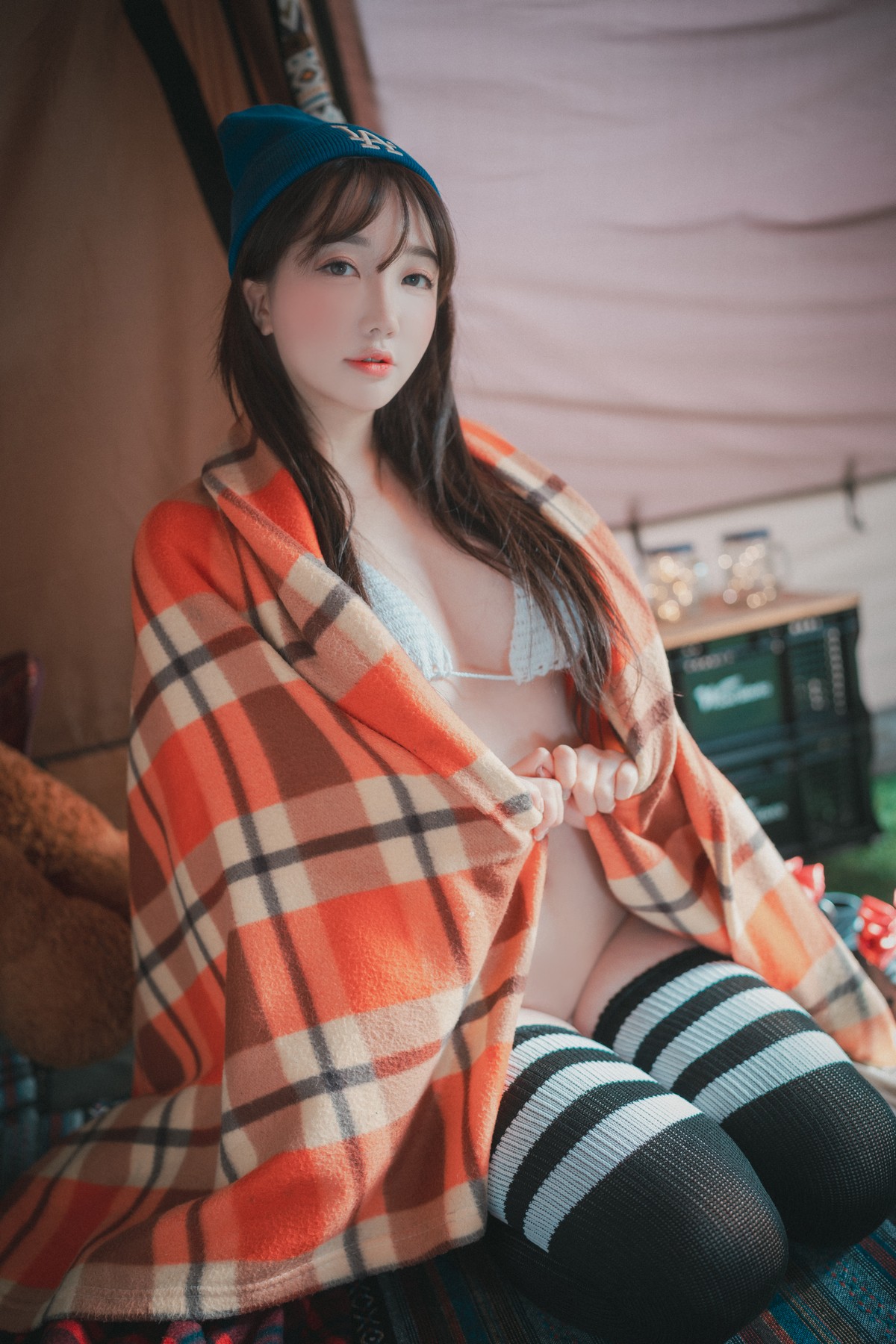 xgyw.top_[DJAWA]No.169_Yeeun_Romantic Winter Glamping主题白色针织内衣秀豪乳诱惑写真99P