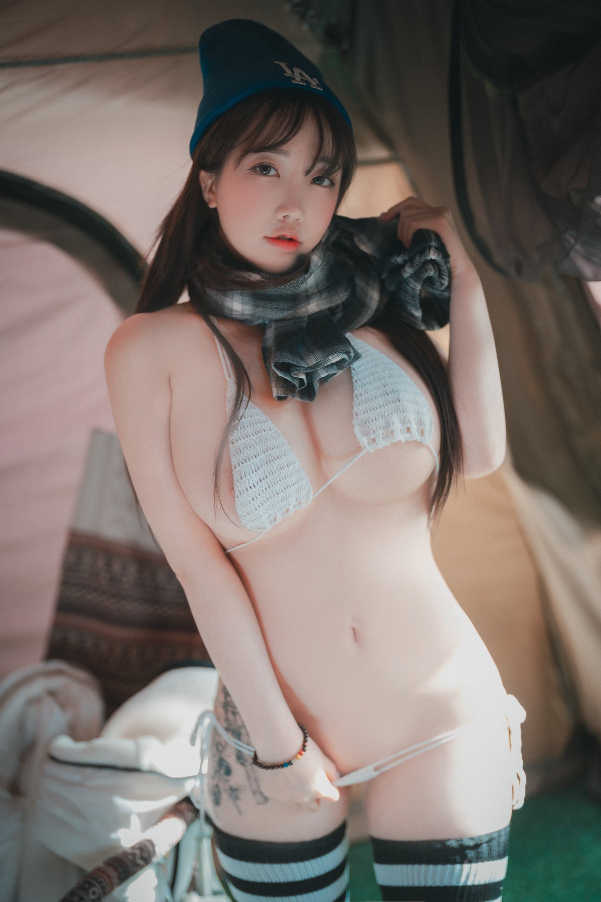 xgyw.top_[DJAWA]No.169_Yeeun_Romantic Winter Glamping主题白色针织内衣秀豪乳诱惑写真99P