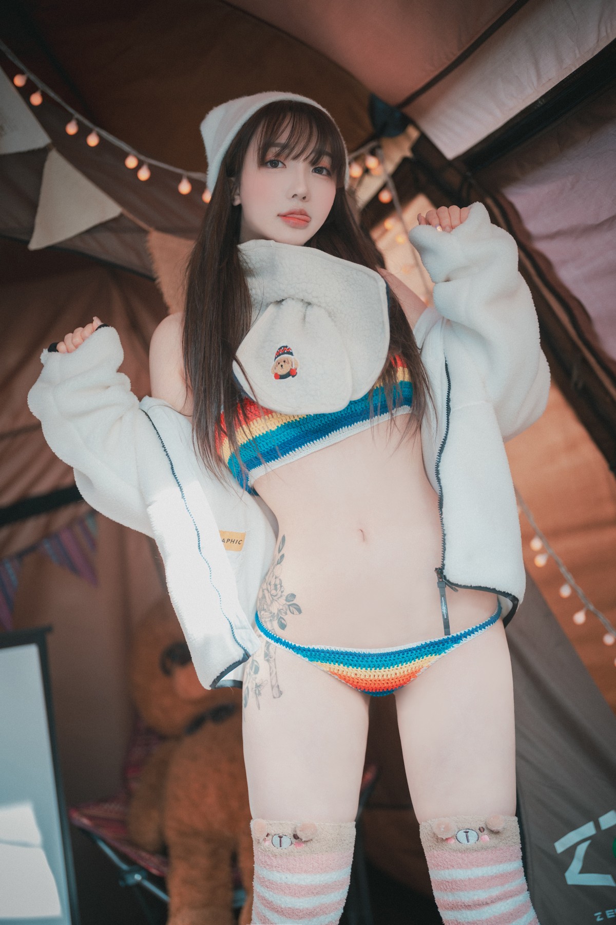 xgyw.top_[DJAWA]No.169_Yeeun_Romantic Winter Glamping主题白色针织内衣秀豪乳诱惑写真99P